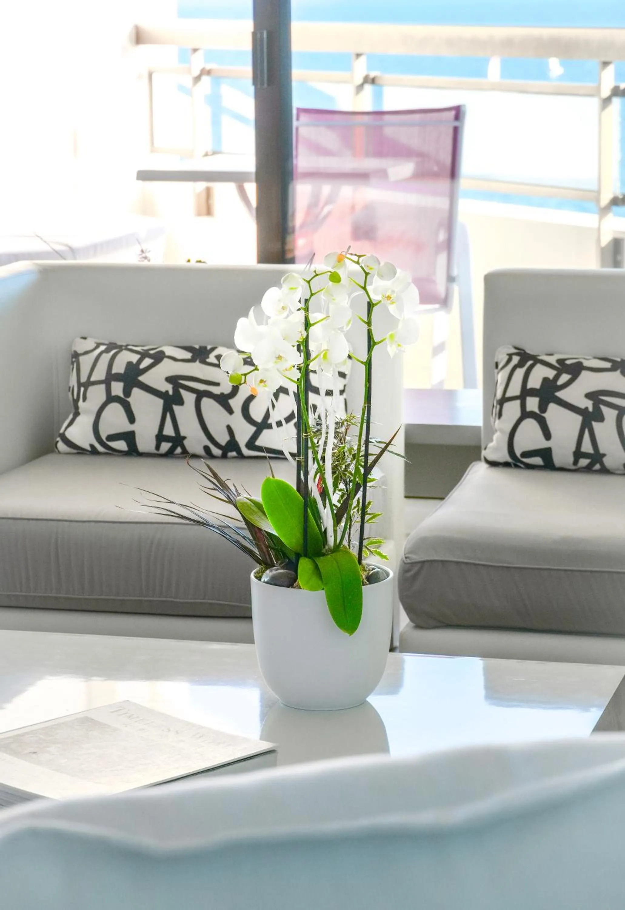 Living room in Pullman Cannes Mandelieu