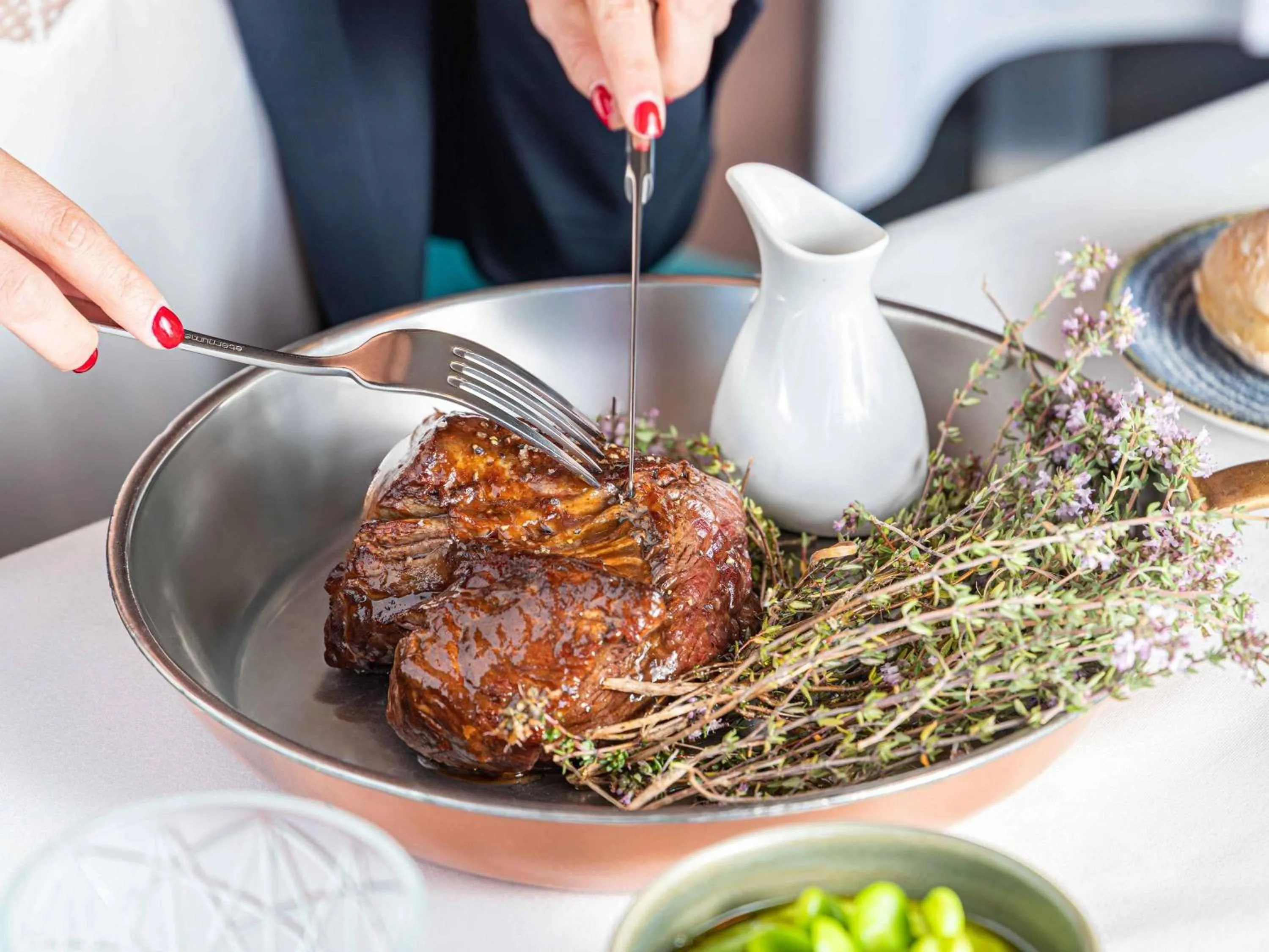 Restaurant/places to eat in Pullman Cannes Mandelieu