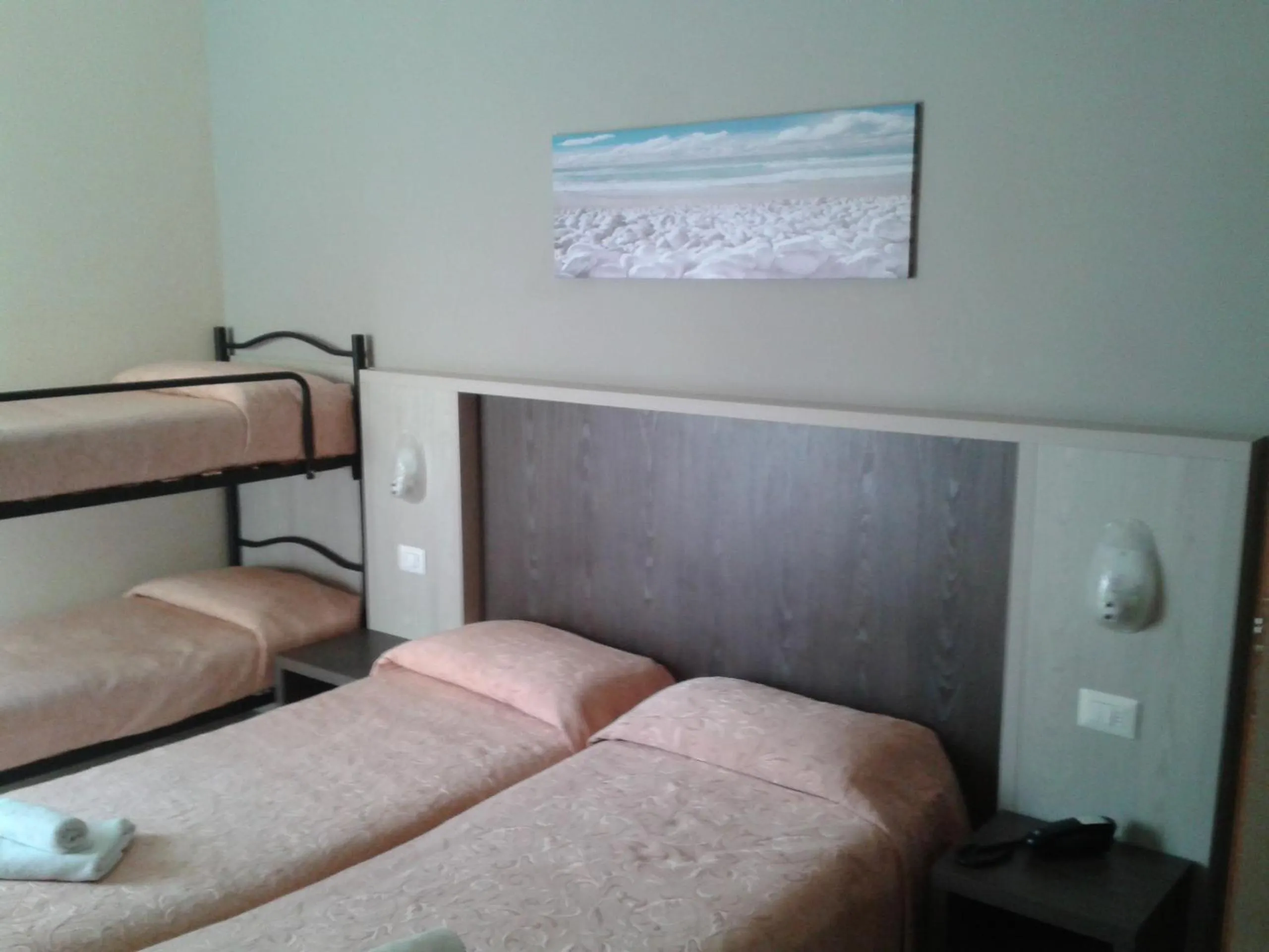 Bedroom, Bed in Hotel Senyor