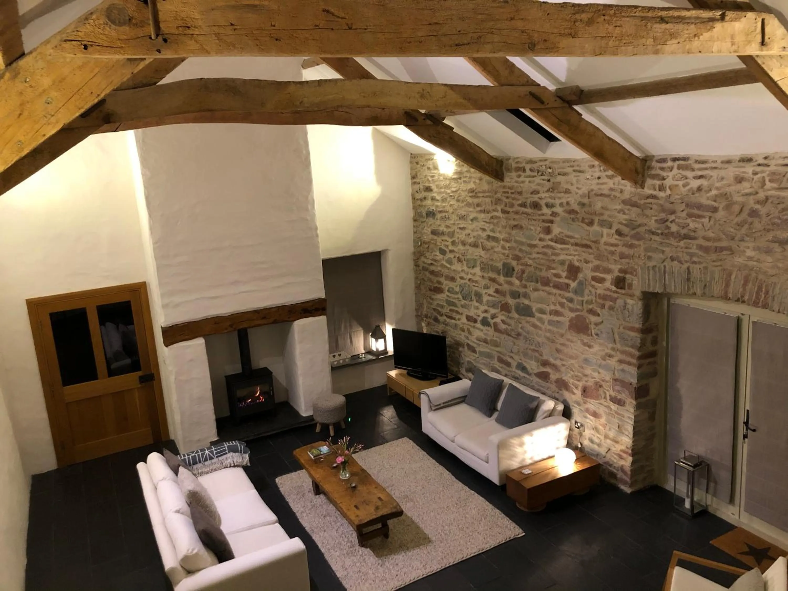 Lounge or bar in Dan y Graig Barn, Carmarthen