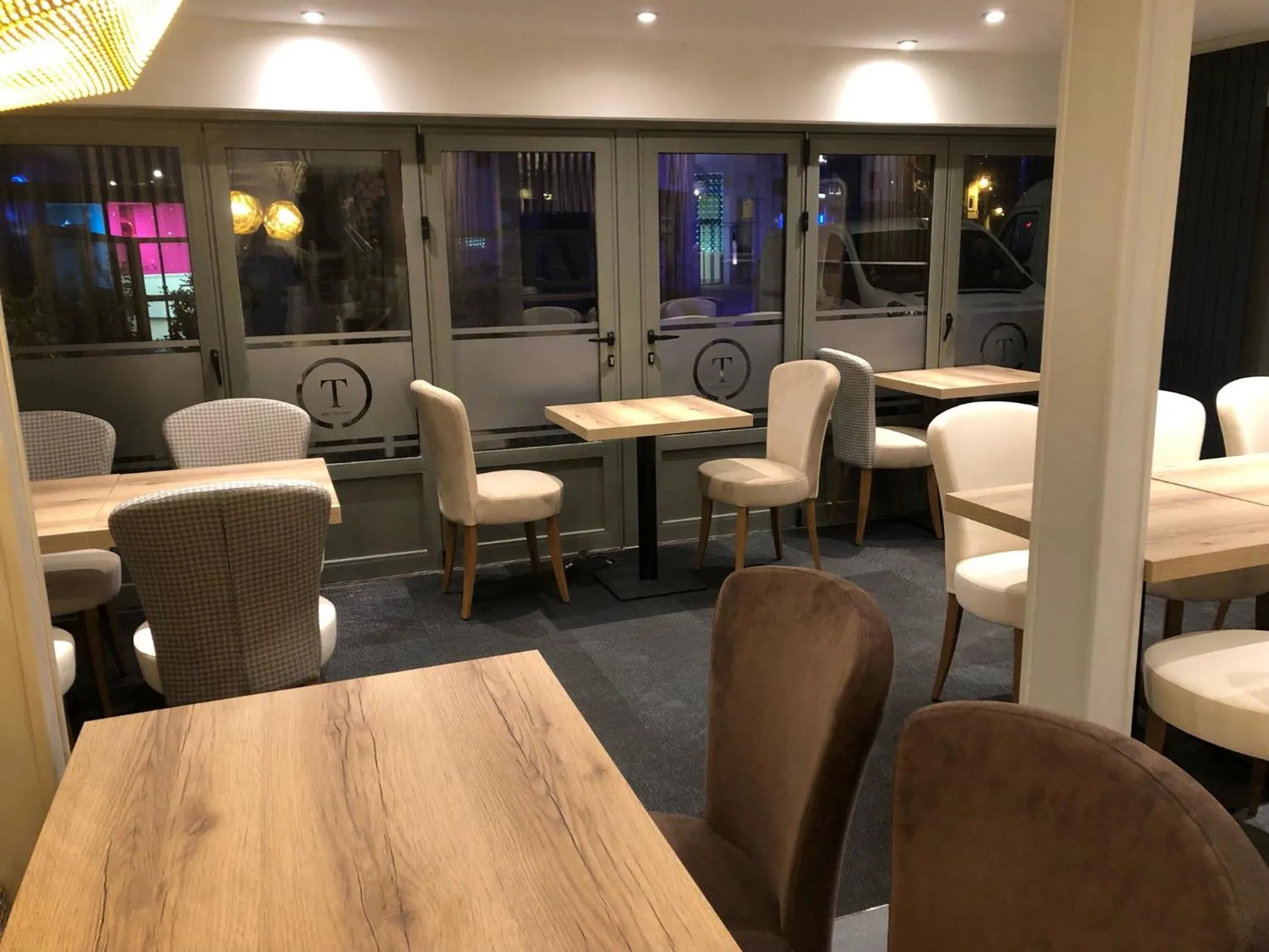 Restaurant/places to eat in Best Western Le Duguesclin Hôtel-Restaurant