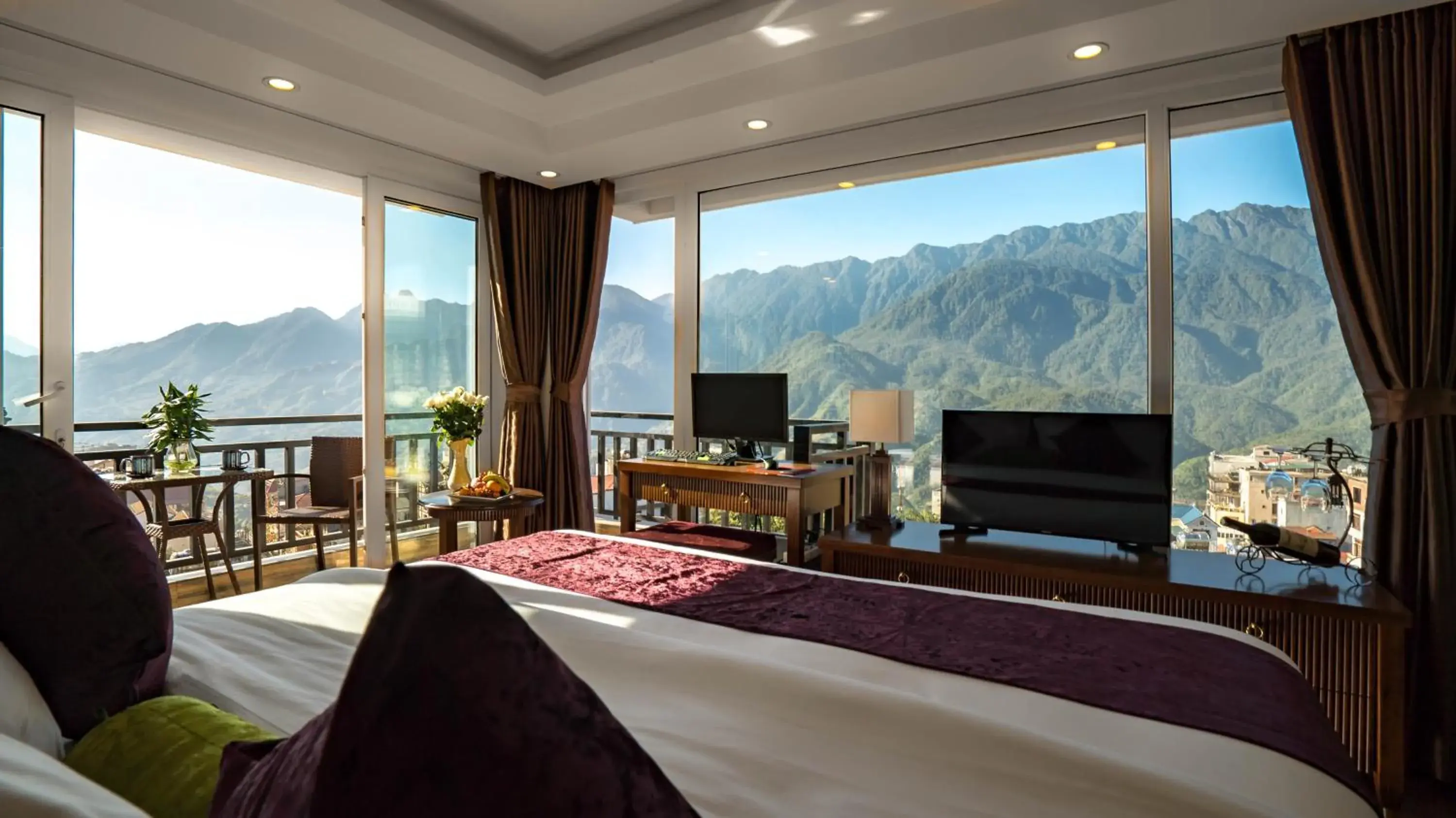 Horizon View Room with 2 Balconies in Sapa Horizon Hotel Horizon View Room with 2 Balconies in Sapa Horizon Hotel