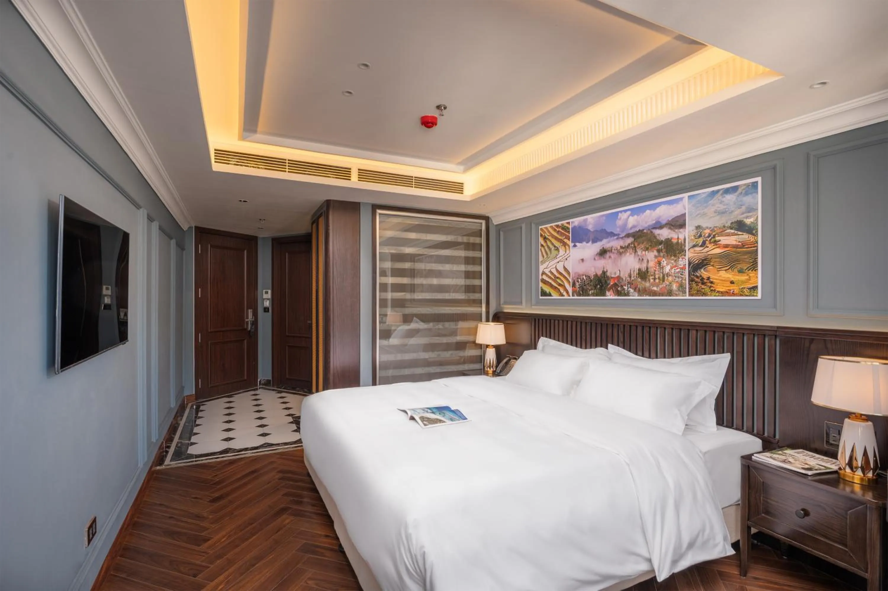 Bed in Sapa Horizon Hotel