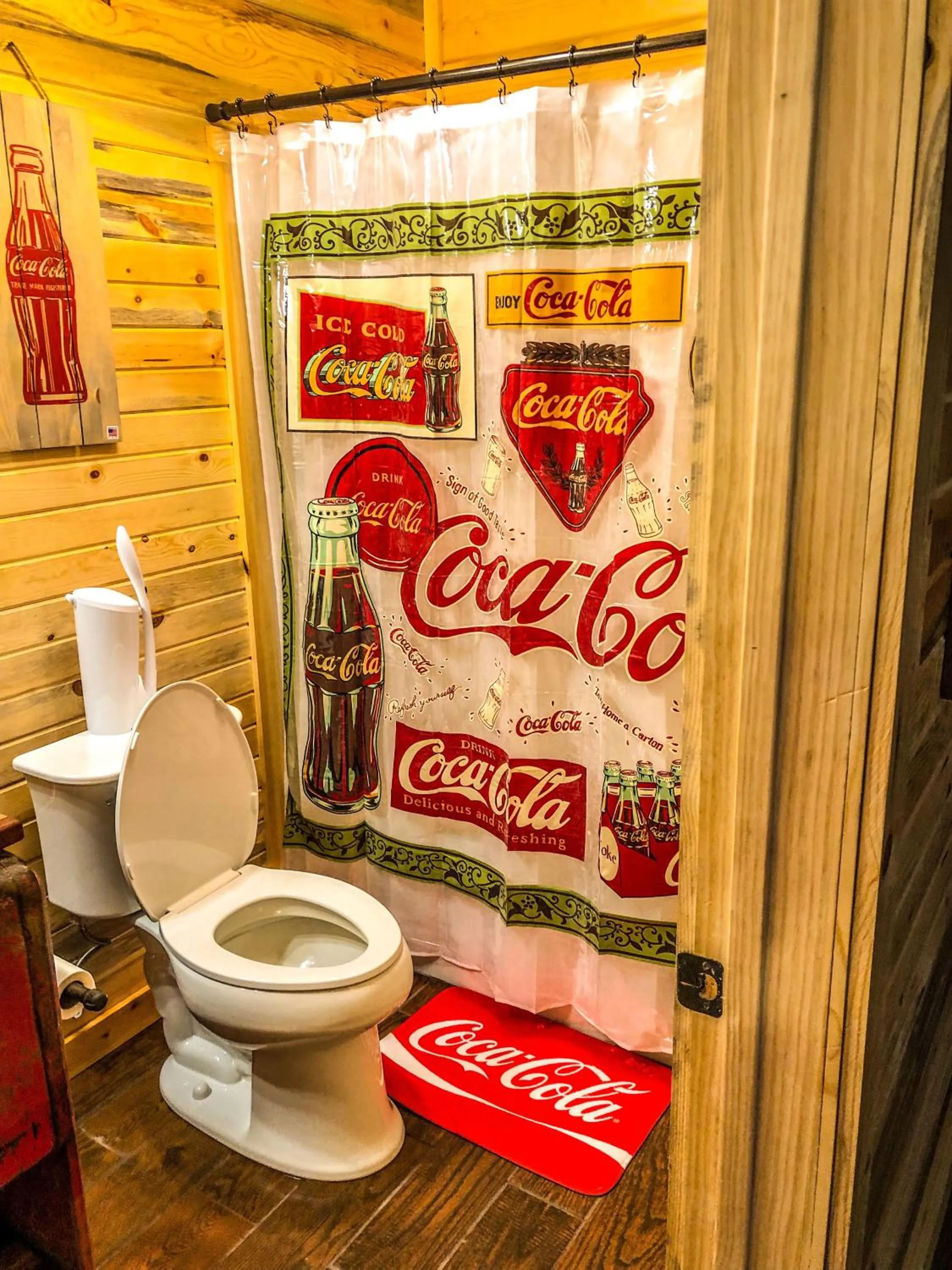 Samantha's Timber Inn