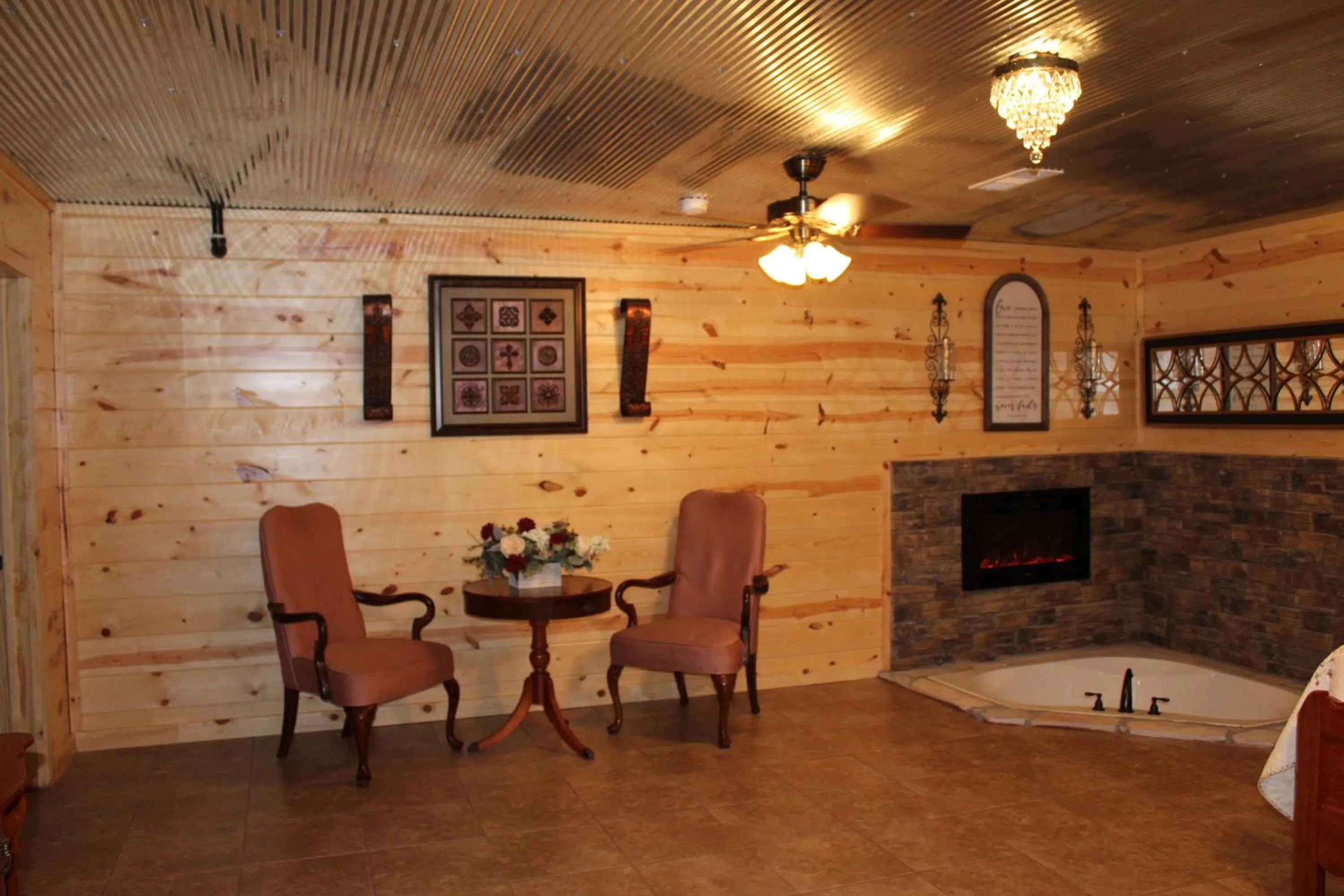 Samantha's Timber Inn