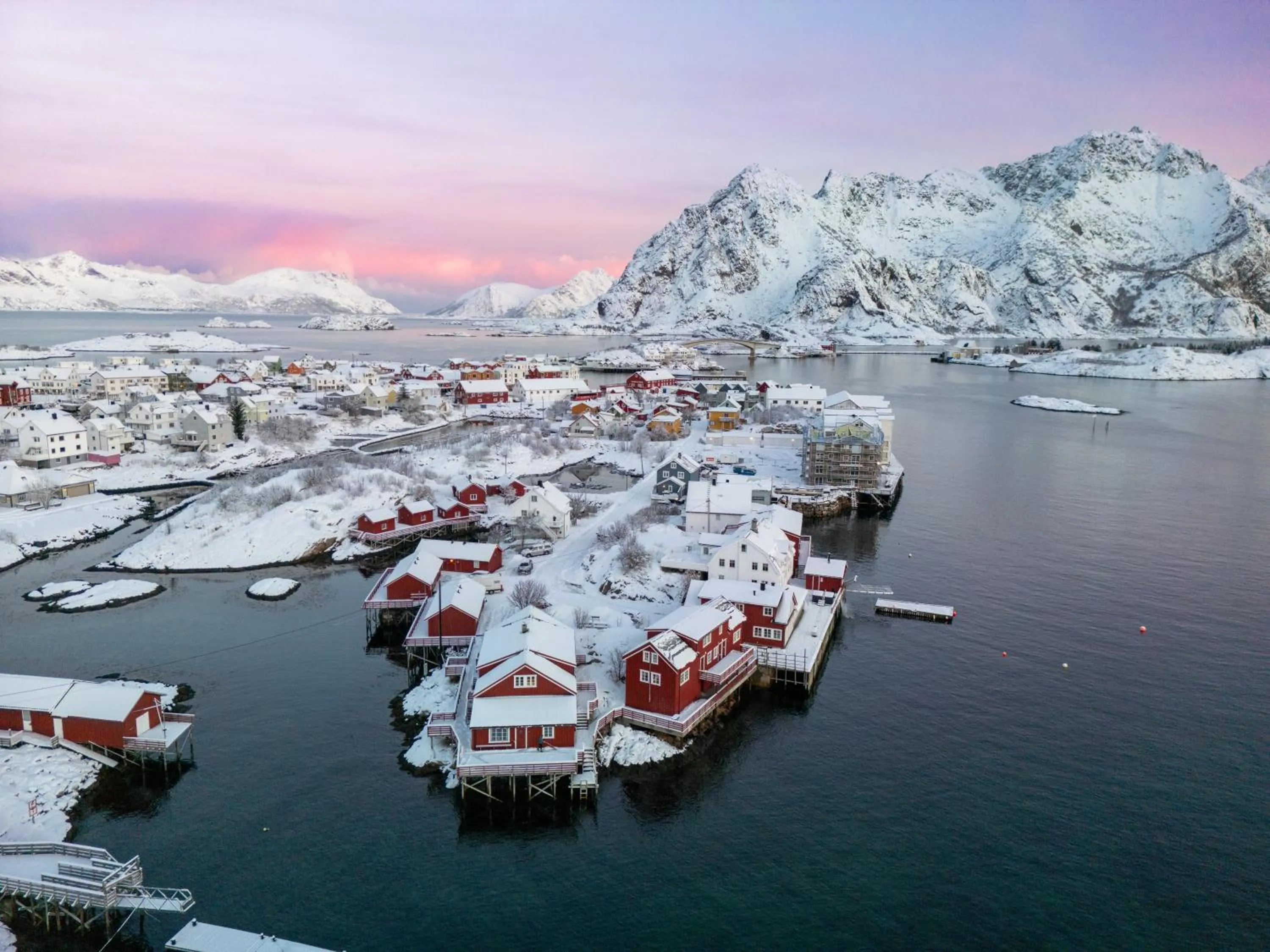 Henningsvær Rorbuer