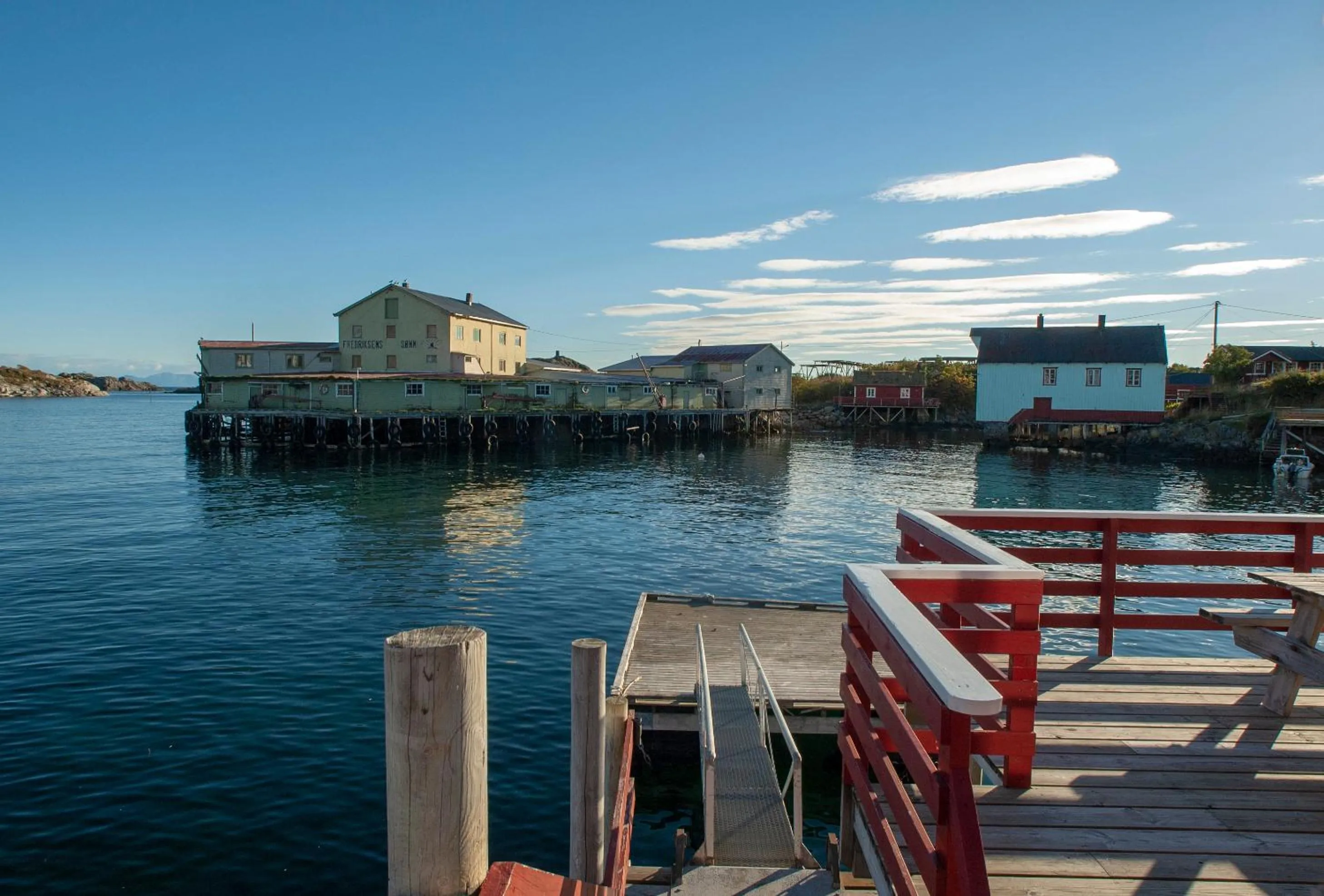 Neighbourhood in Henningsvær Rorbuer
