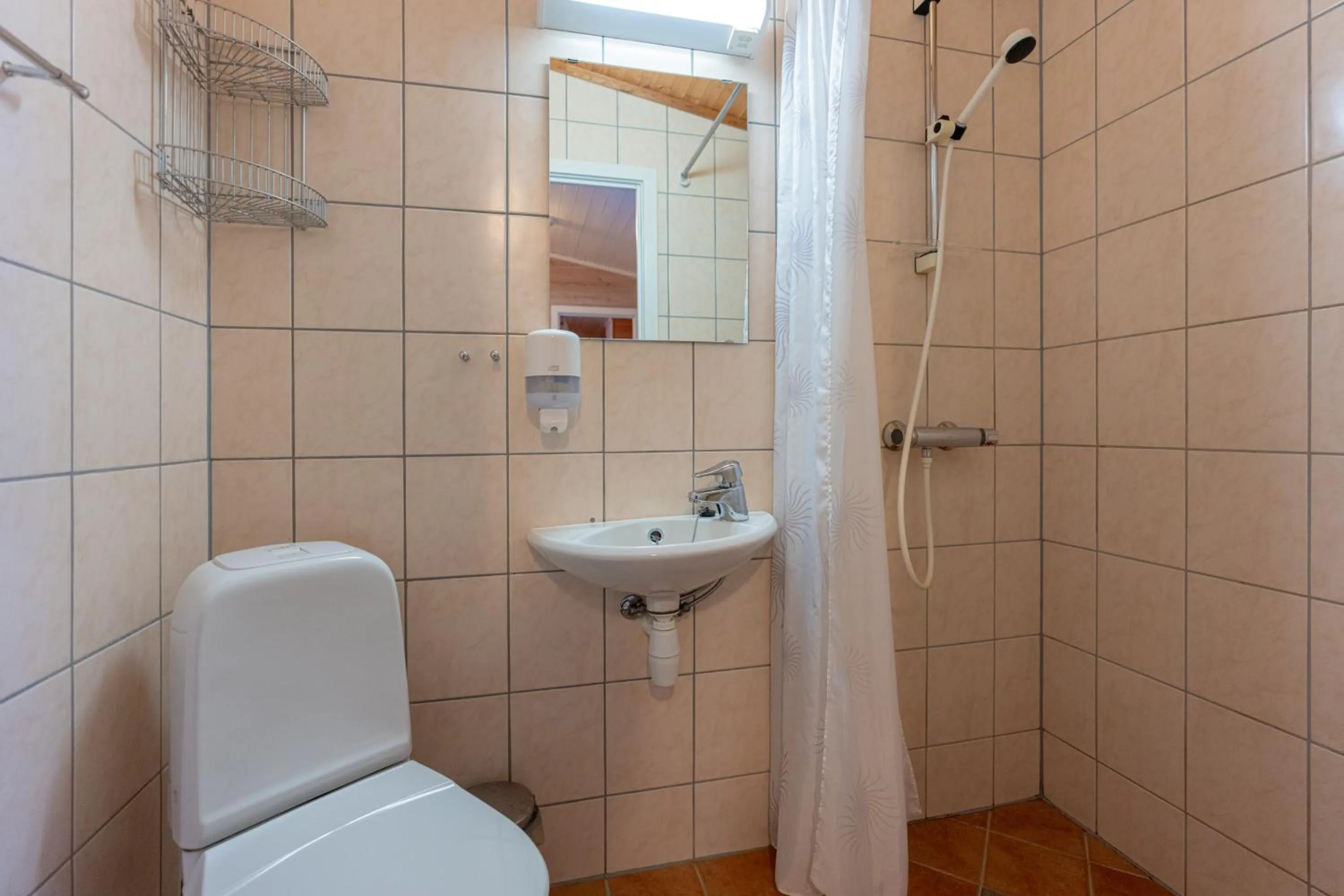 Bathroom in Henningsvær Rorbuer