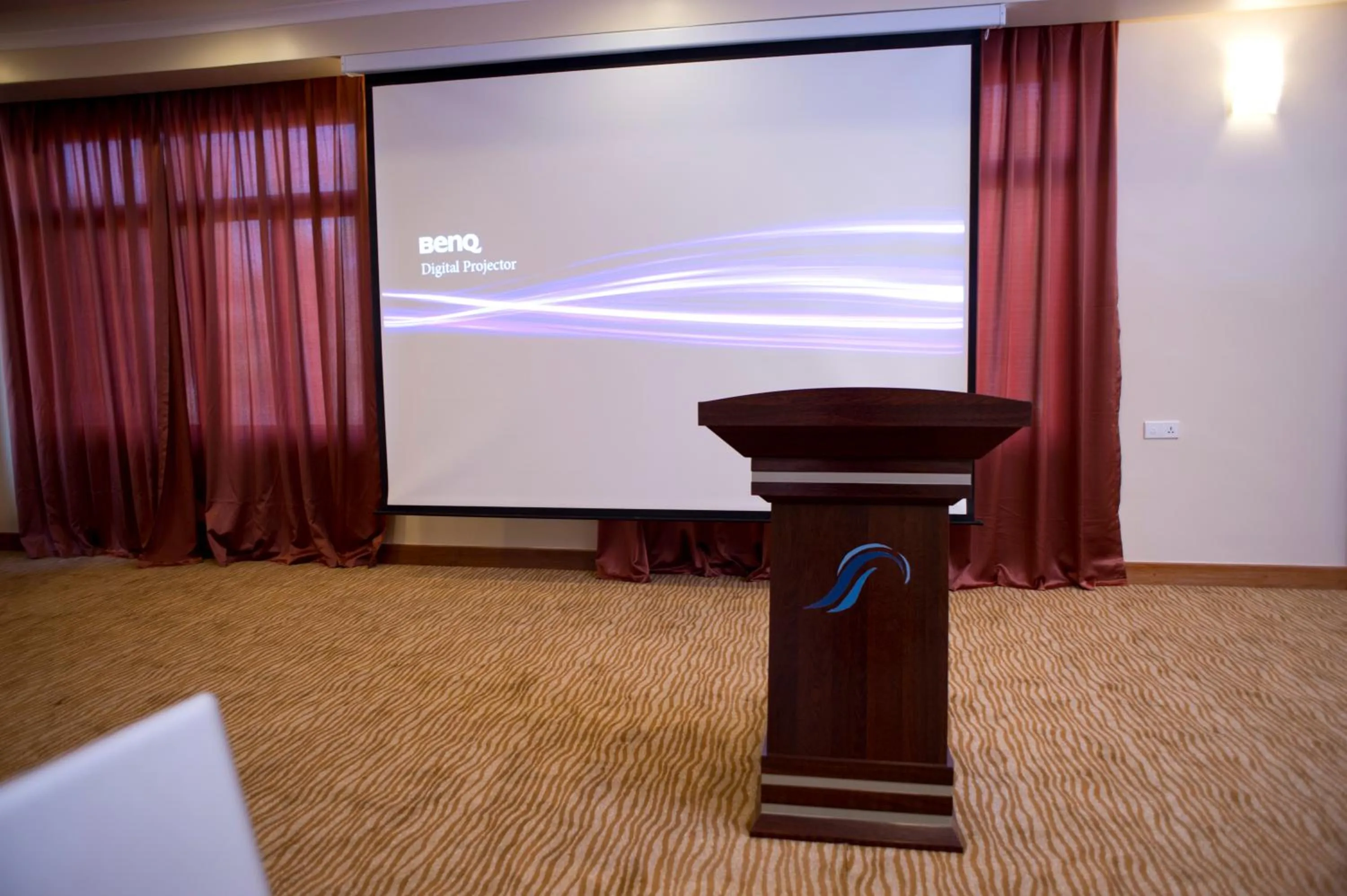 Business facilities in Seascape Hotel