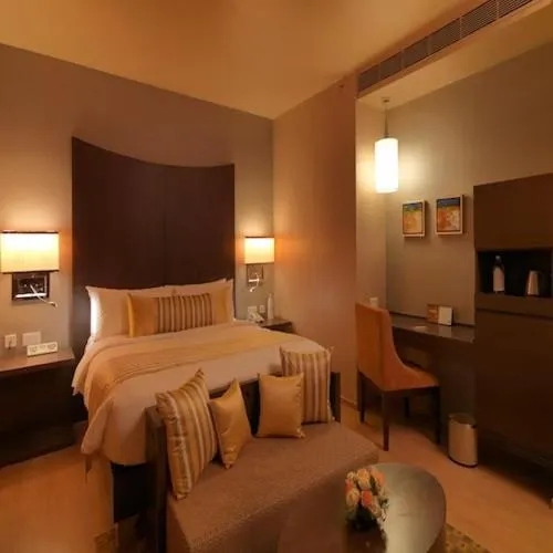 Bedroom, Bed in The Quorum