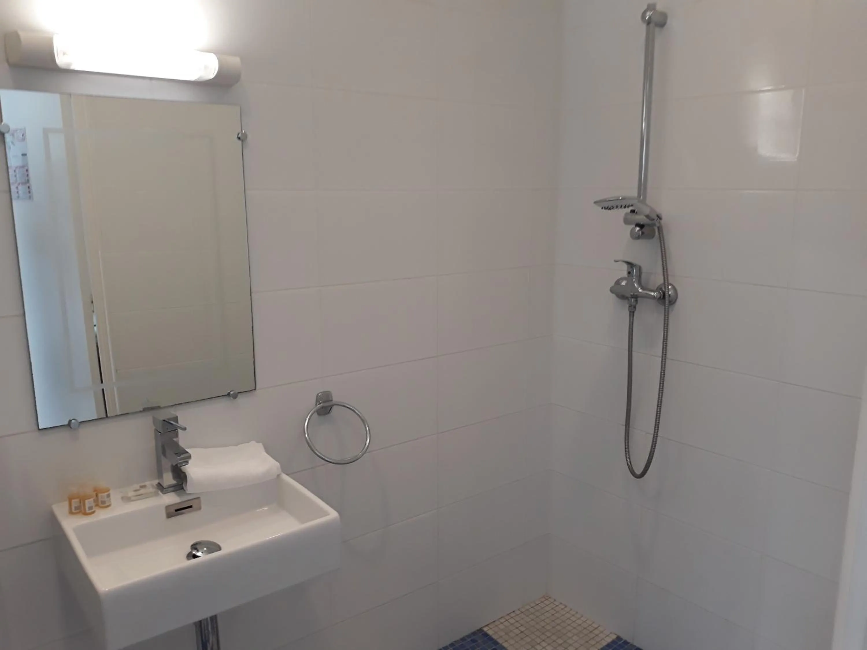 Bathroom in Hotel Eden