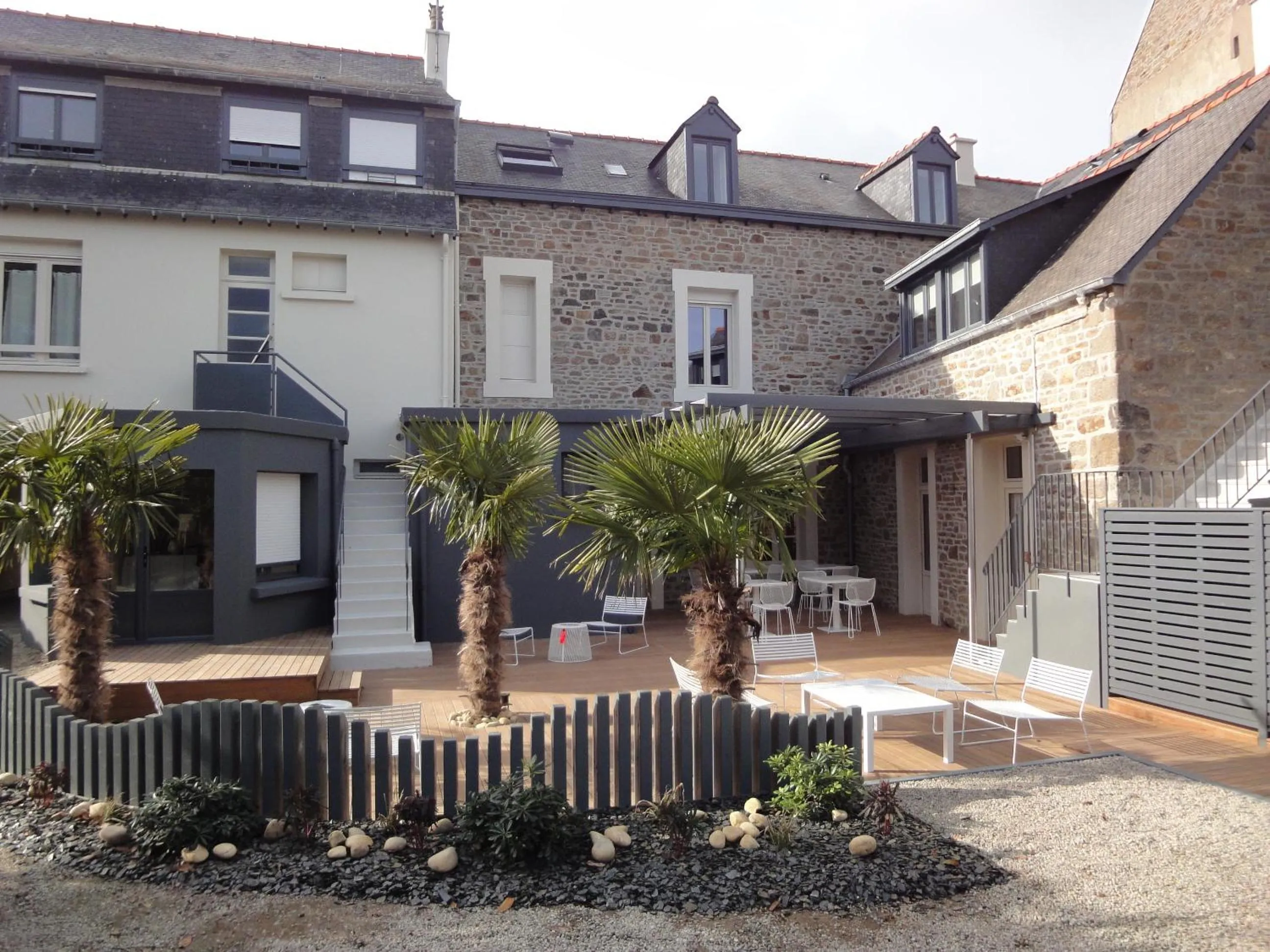 Facade/entrance in Hotel Eden