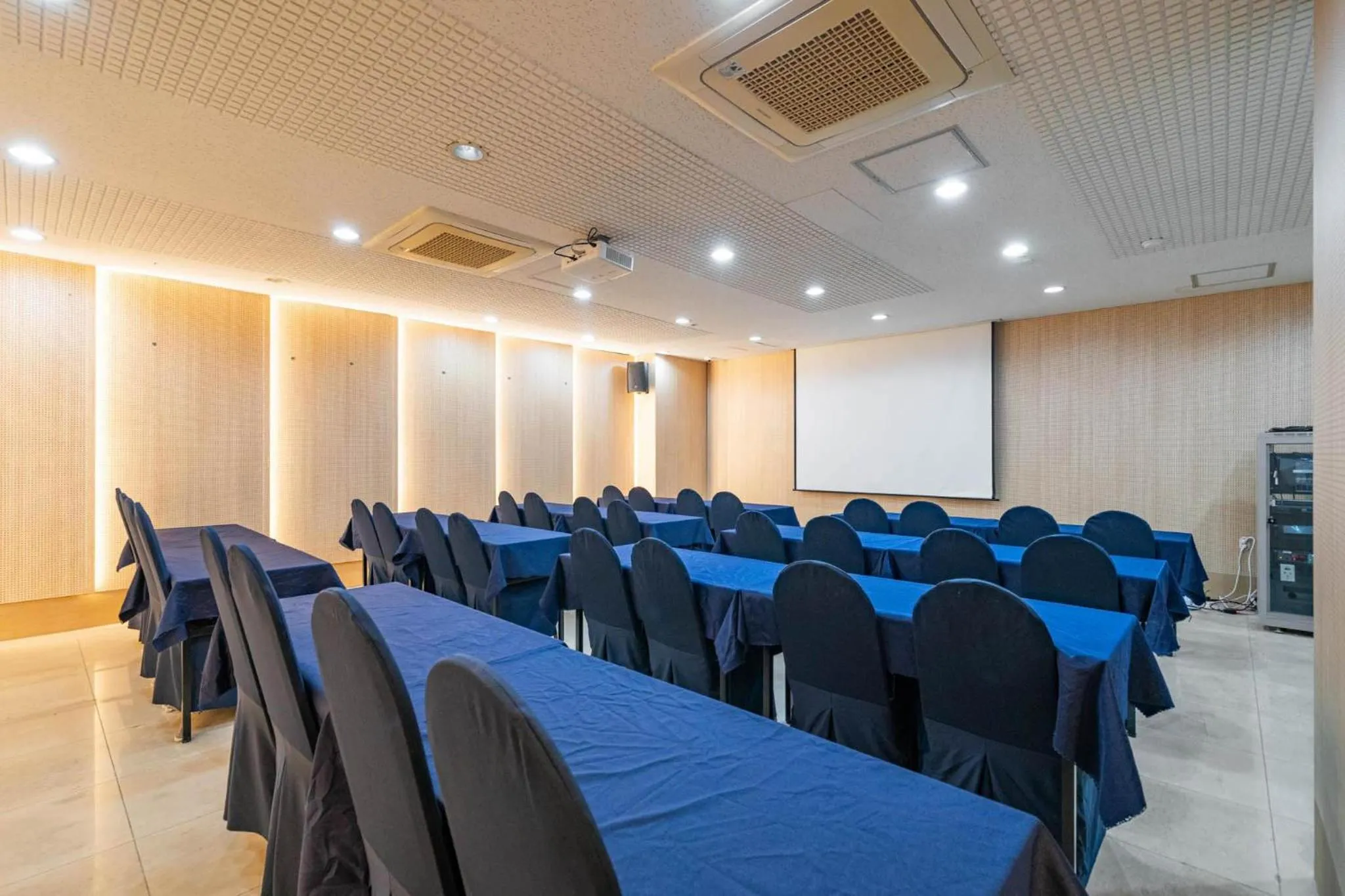 Benikea Hotel Bizinn