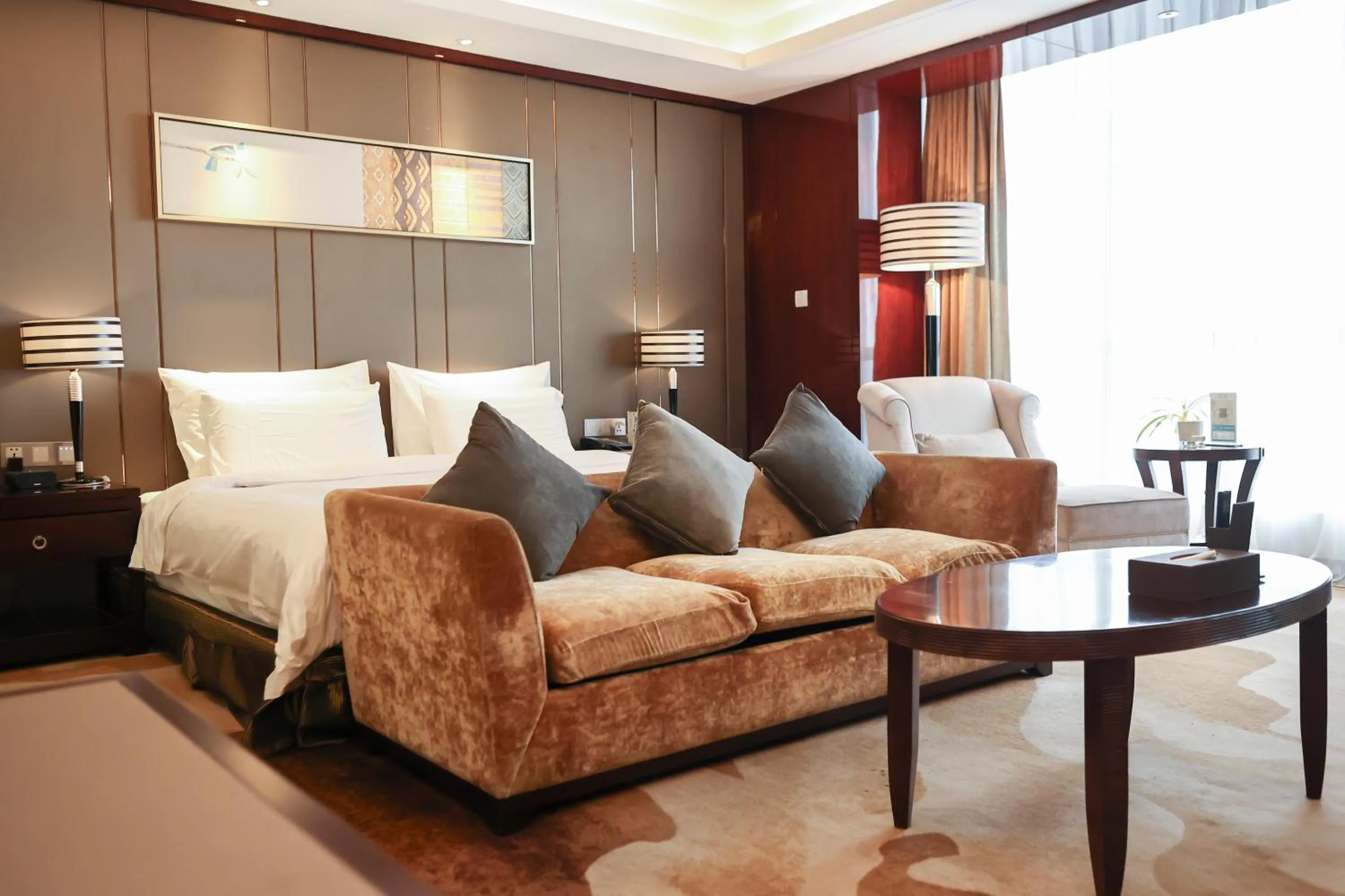 Bed in Tianhong Jinling Grand Hotel