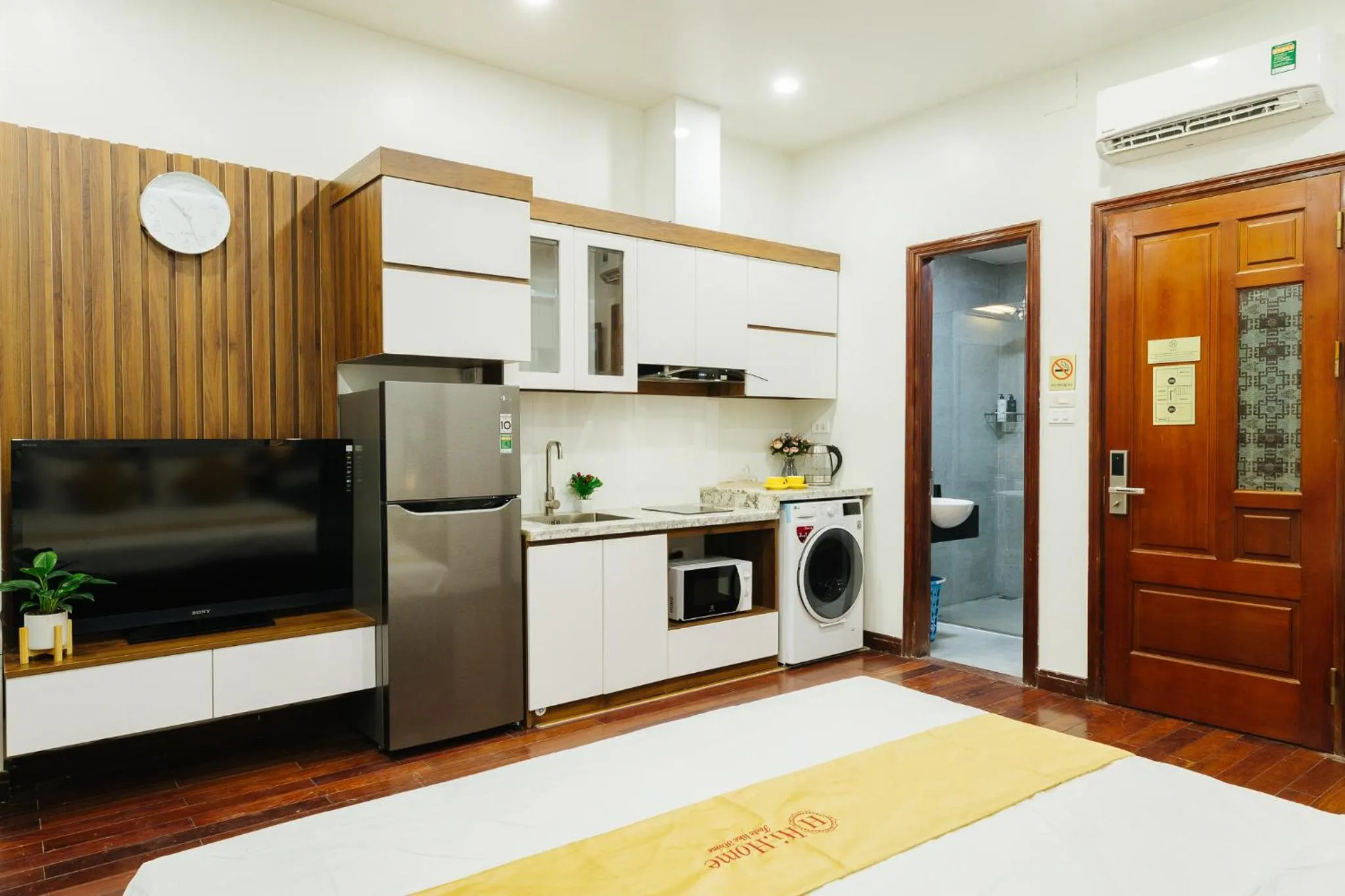 Kitchen or kitchenette in Hi Home Residences Ba Dinh