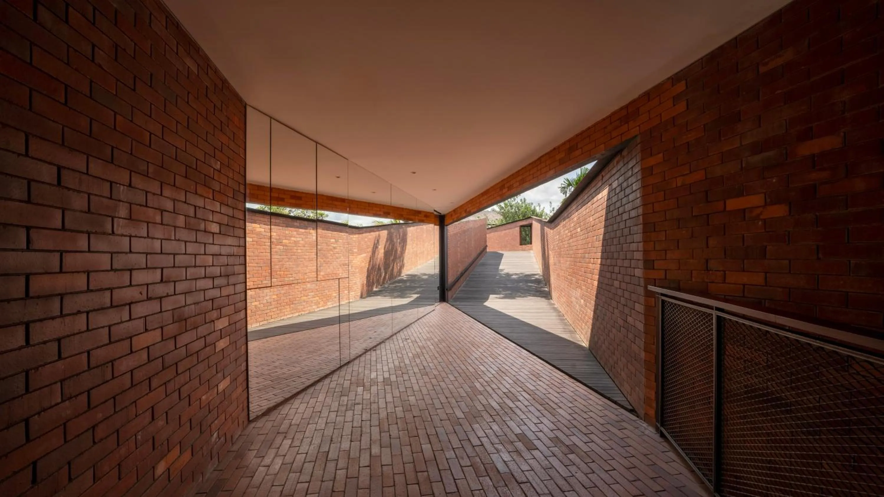 Facade/entrance in Titik Dua