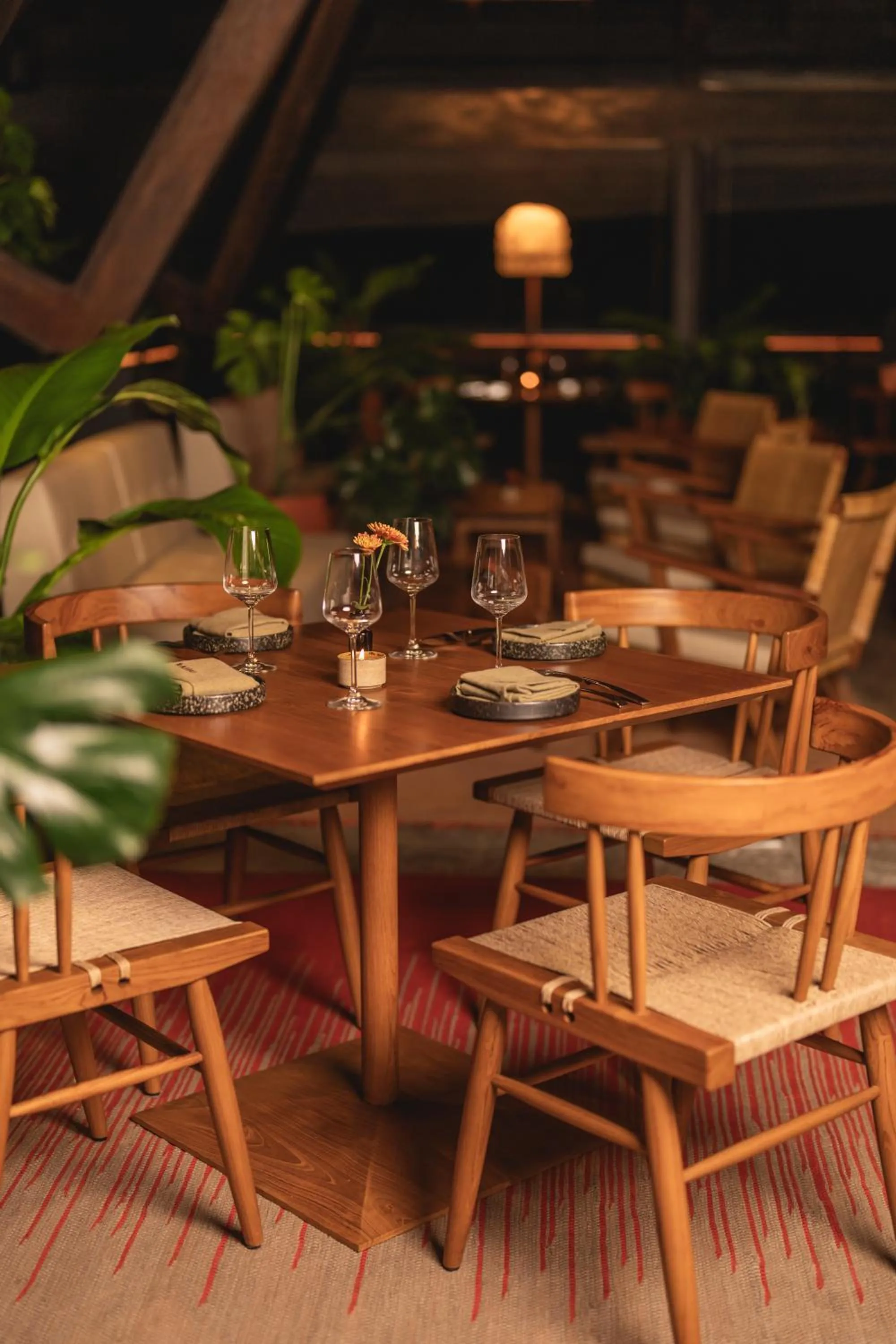 Restaurant/places to eat in Titik Dua