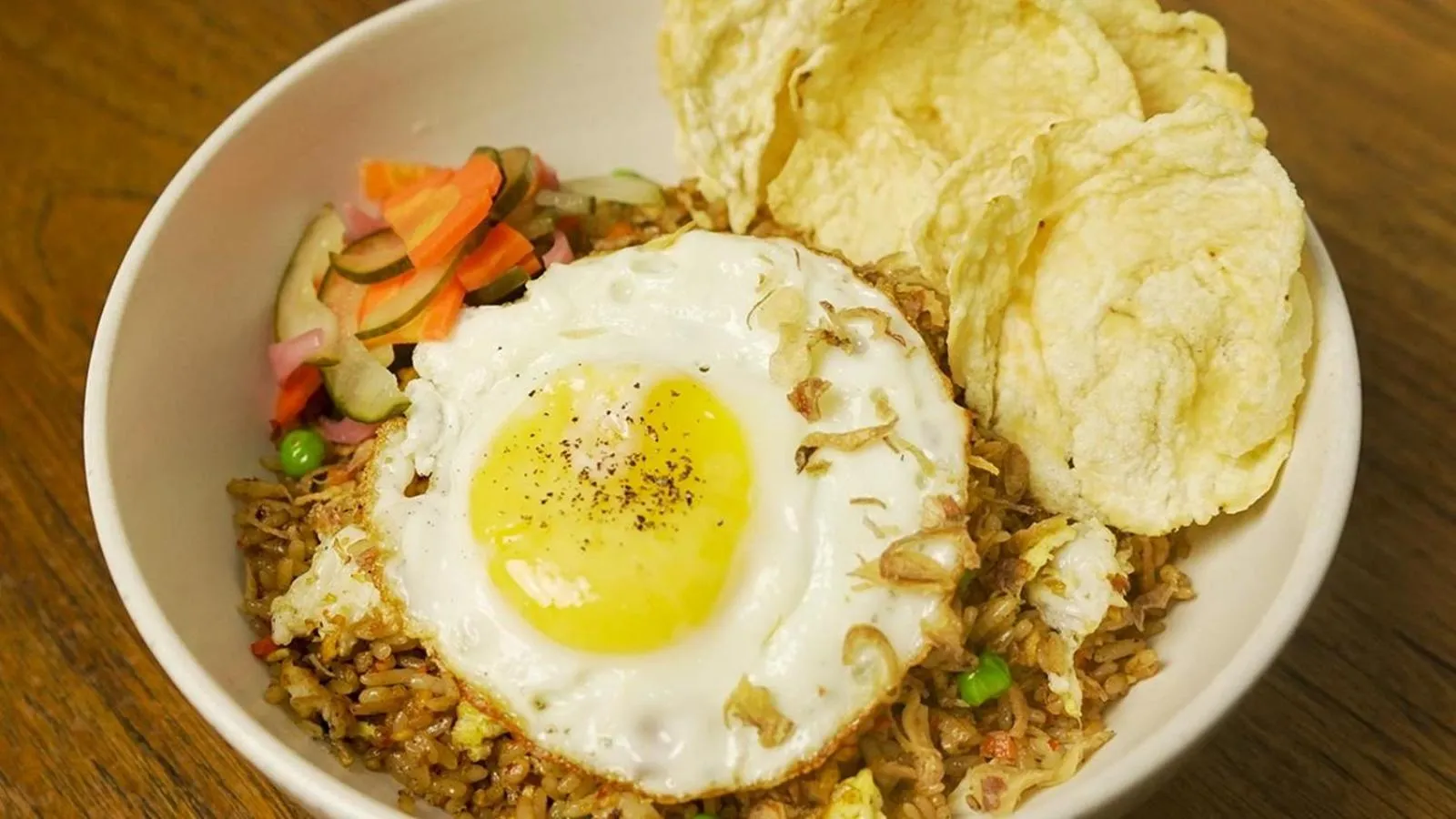 Food and drinks in Titik Dua