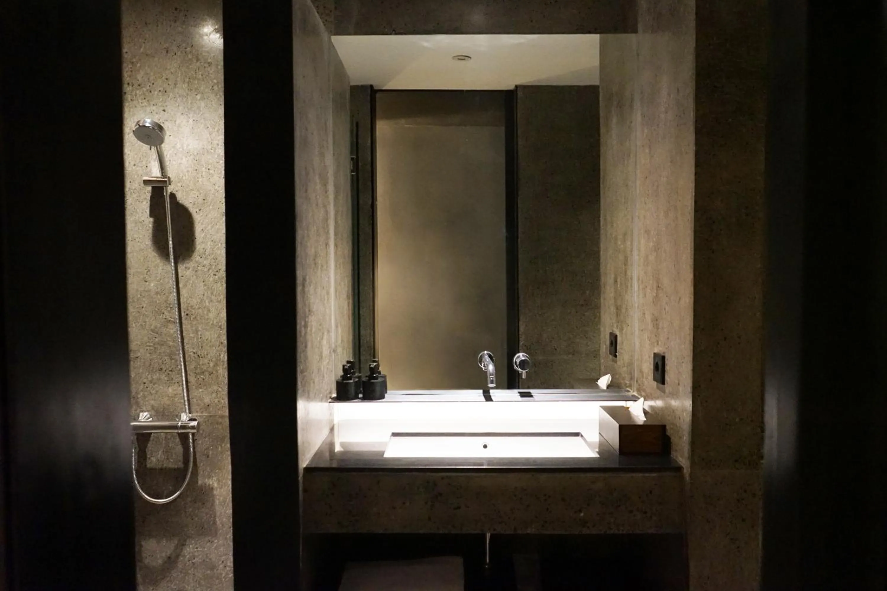 Bathroom in Titik Dua