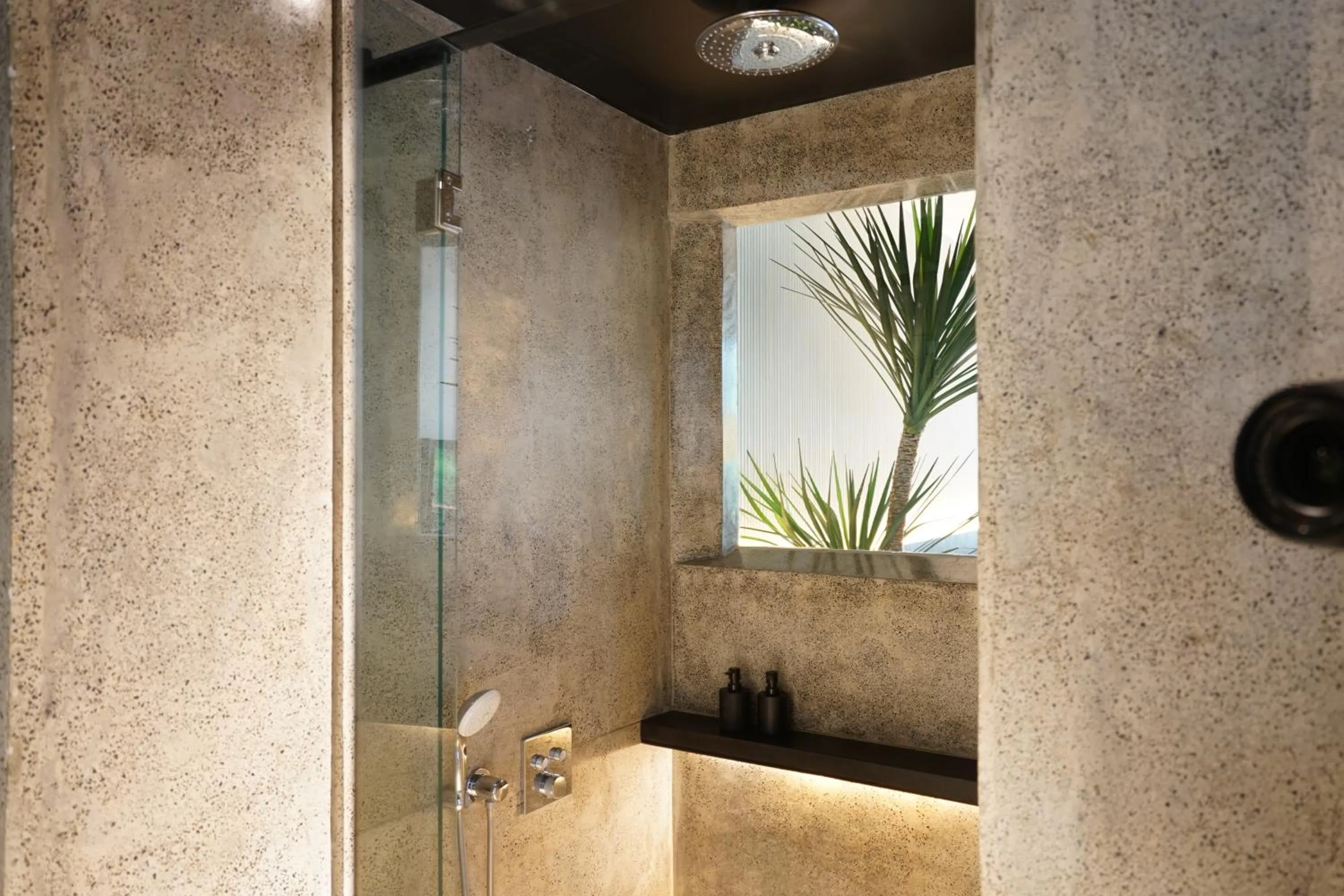 Bathroom in Titik Dua