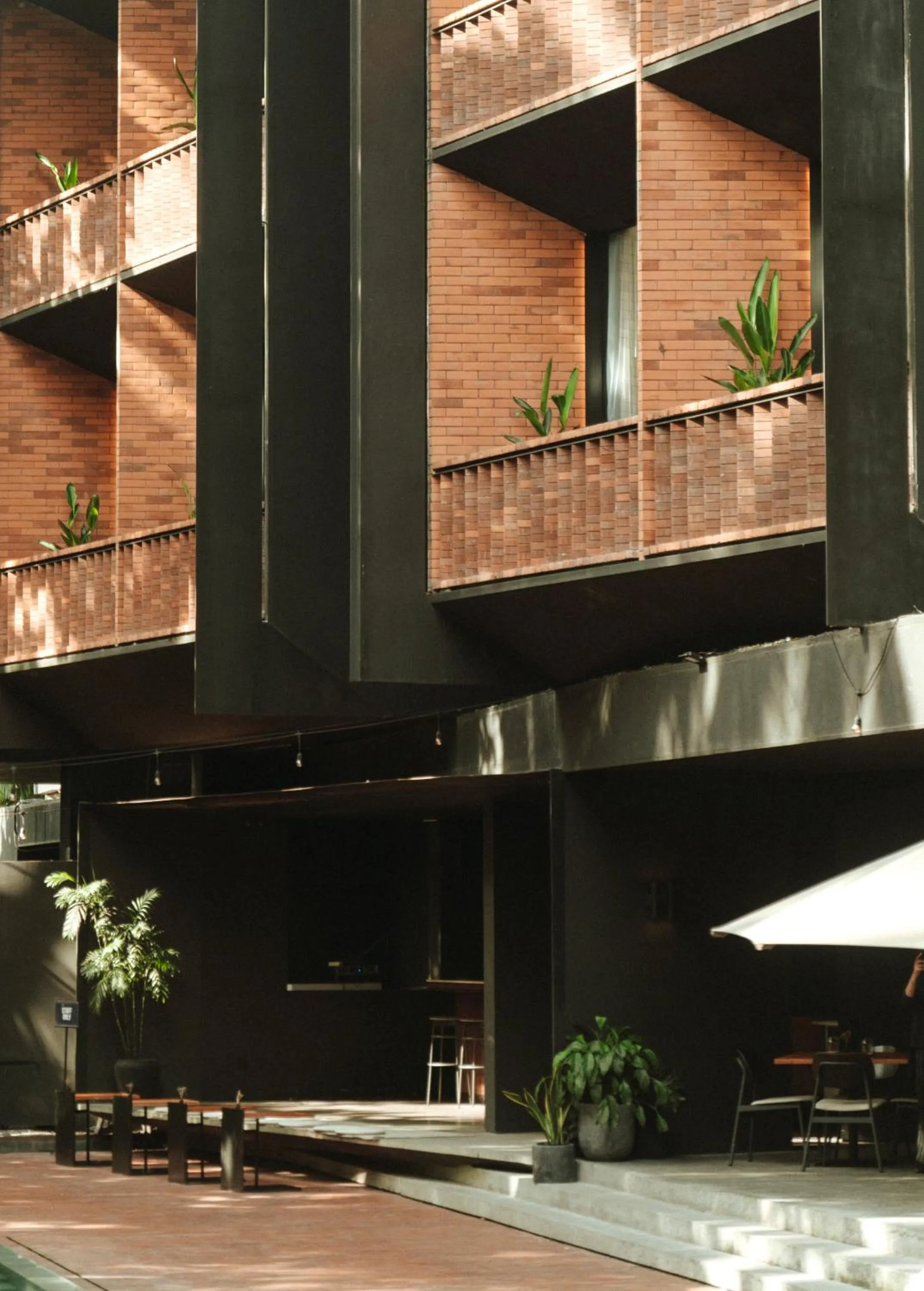 Property building in Titik Dua