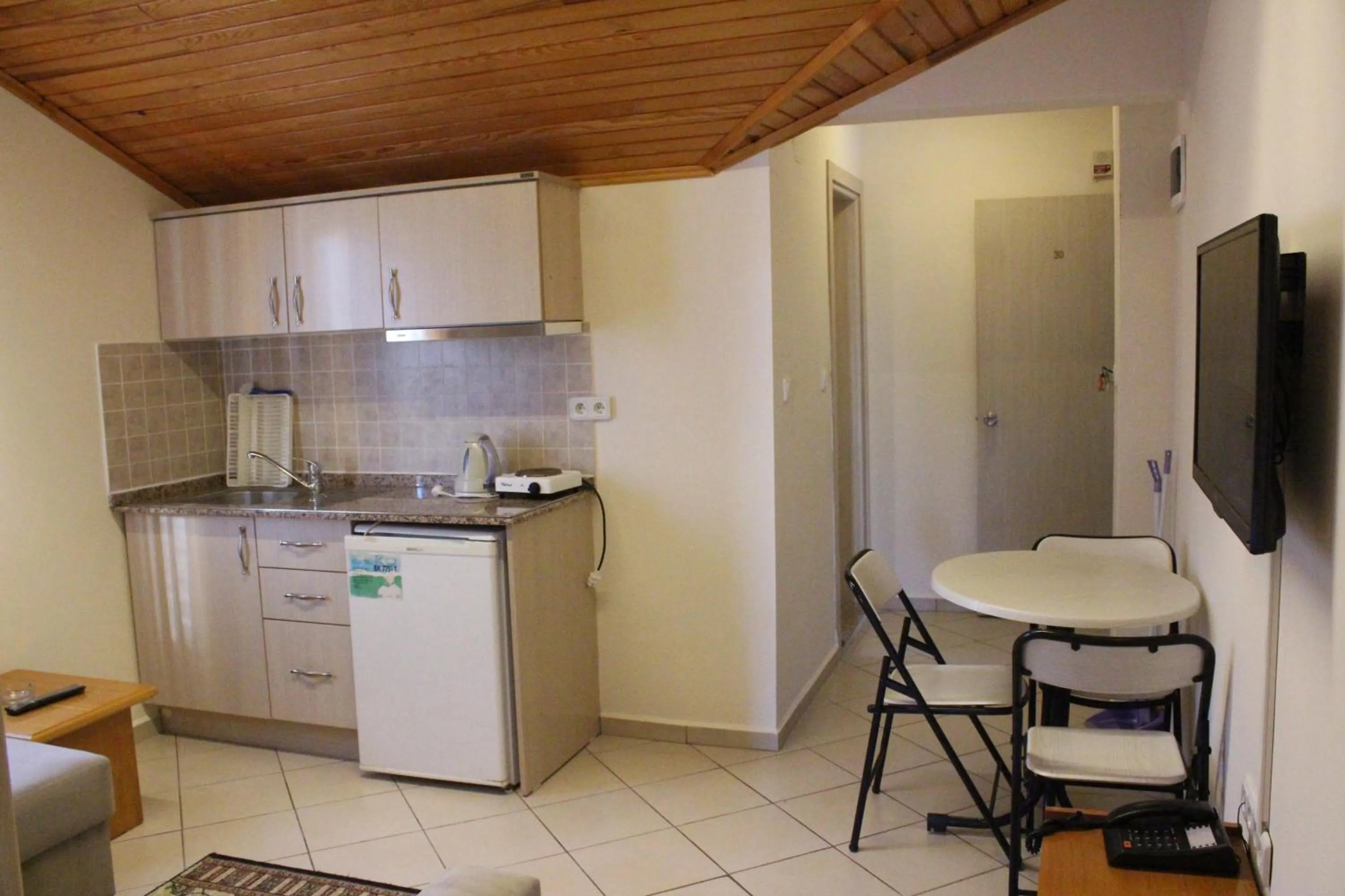 Kitchen or kitchenette in Arya Otel