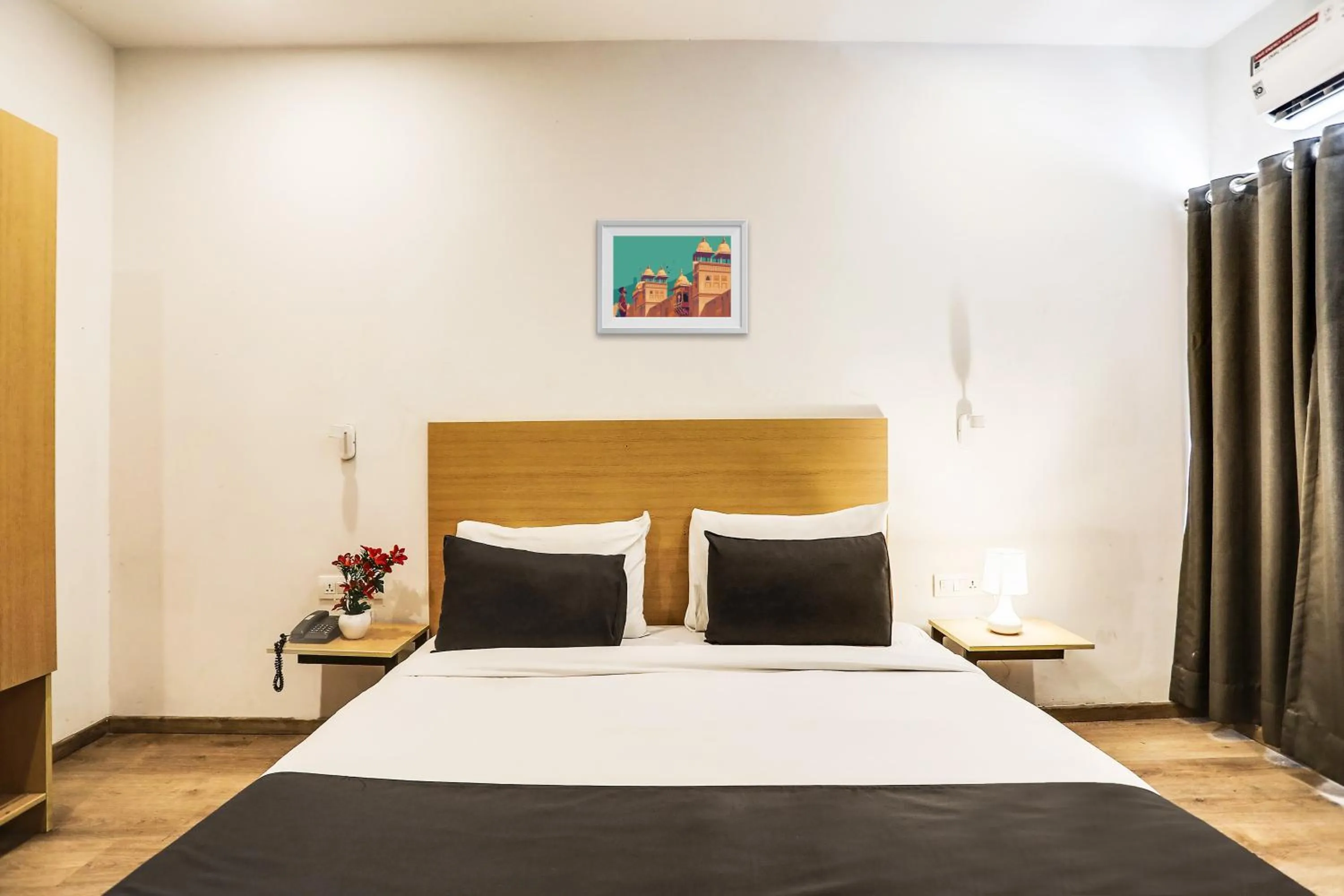 Bedroom, Bed in Townhouse Rajdhani Residency