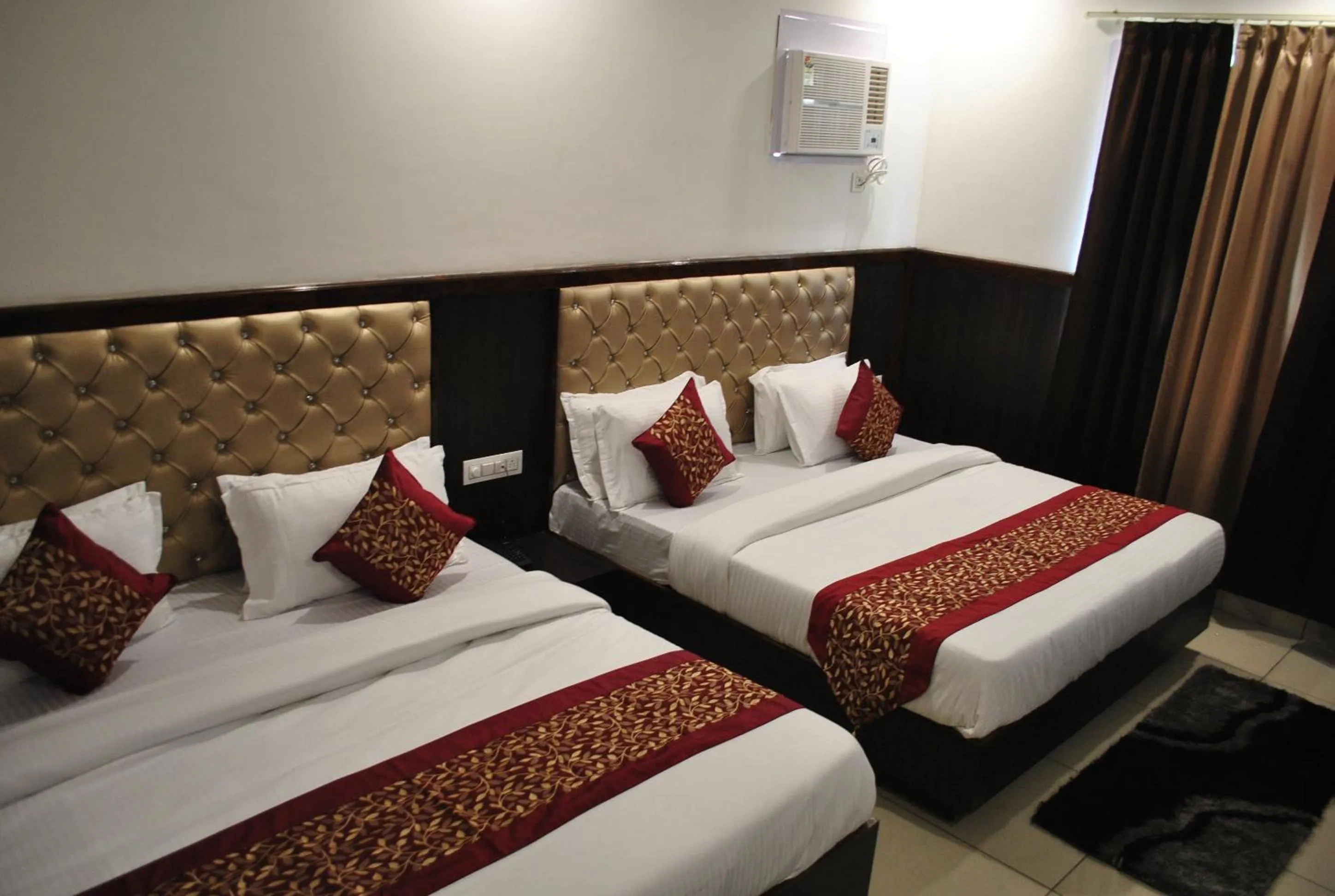 Bedroom, Bed in Hotel Green Valley