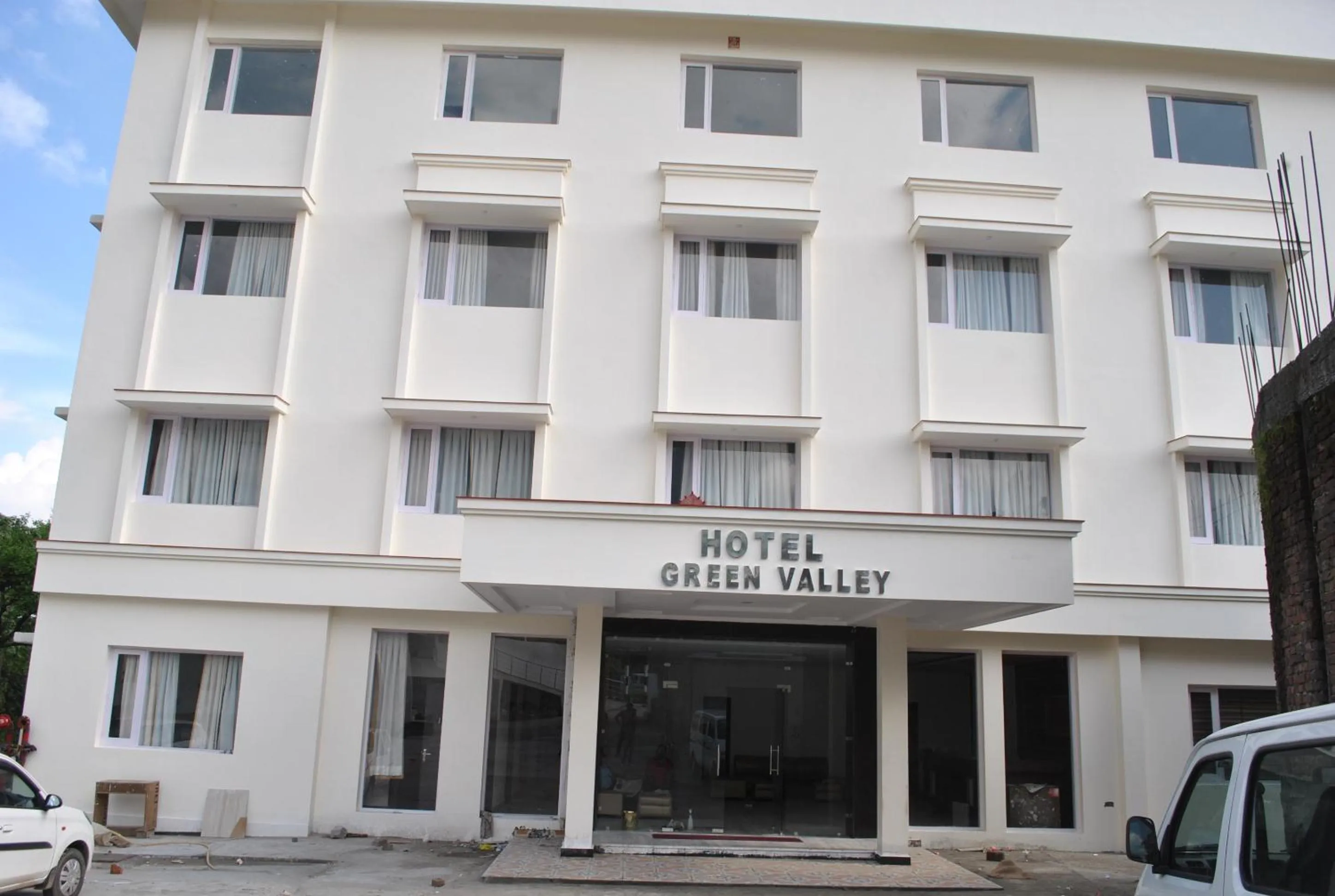Property building in Hotel Green Valley