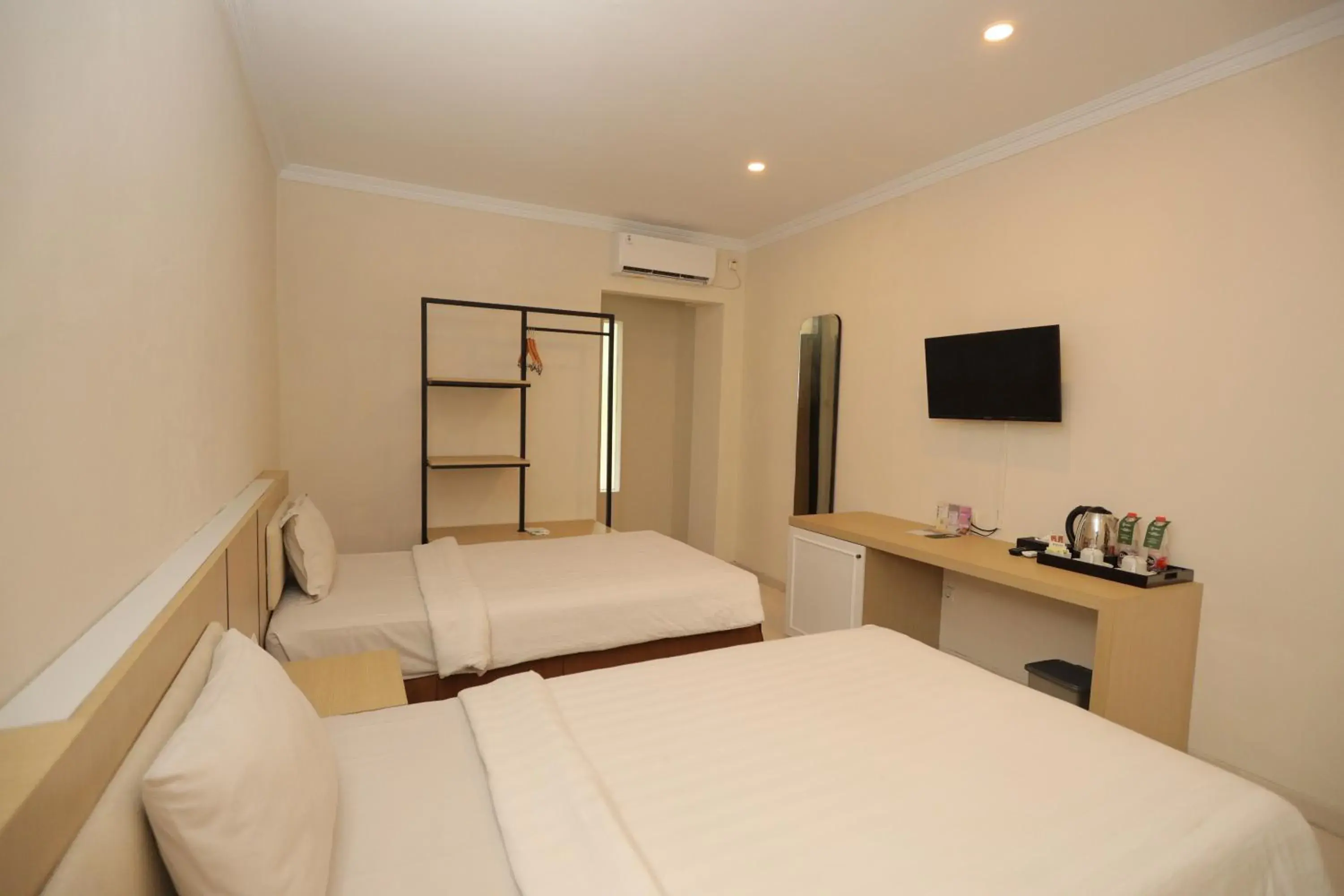 Deluxe Double or Twin Room in LPP Garden Hotel Deluxe Double or Twin Room in LPP Garden Hotel