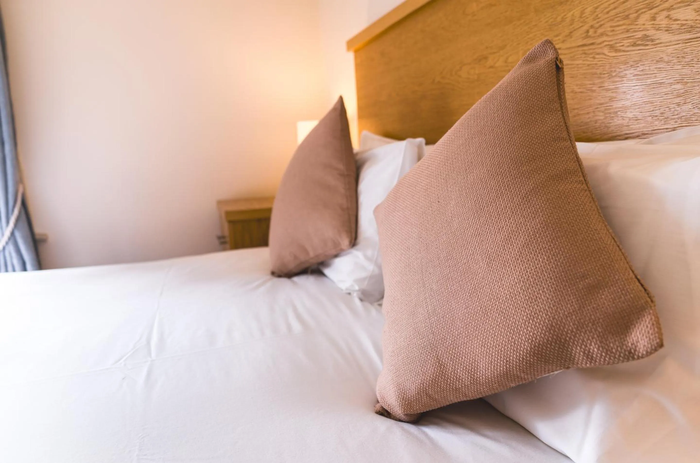 Bedroom, Bed in The Horse & Farrier