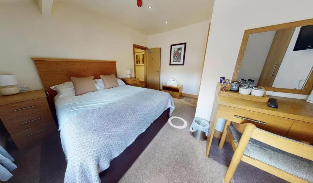 Double Room with Private Bathroom in The Horse & Farrier