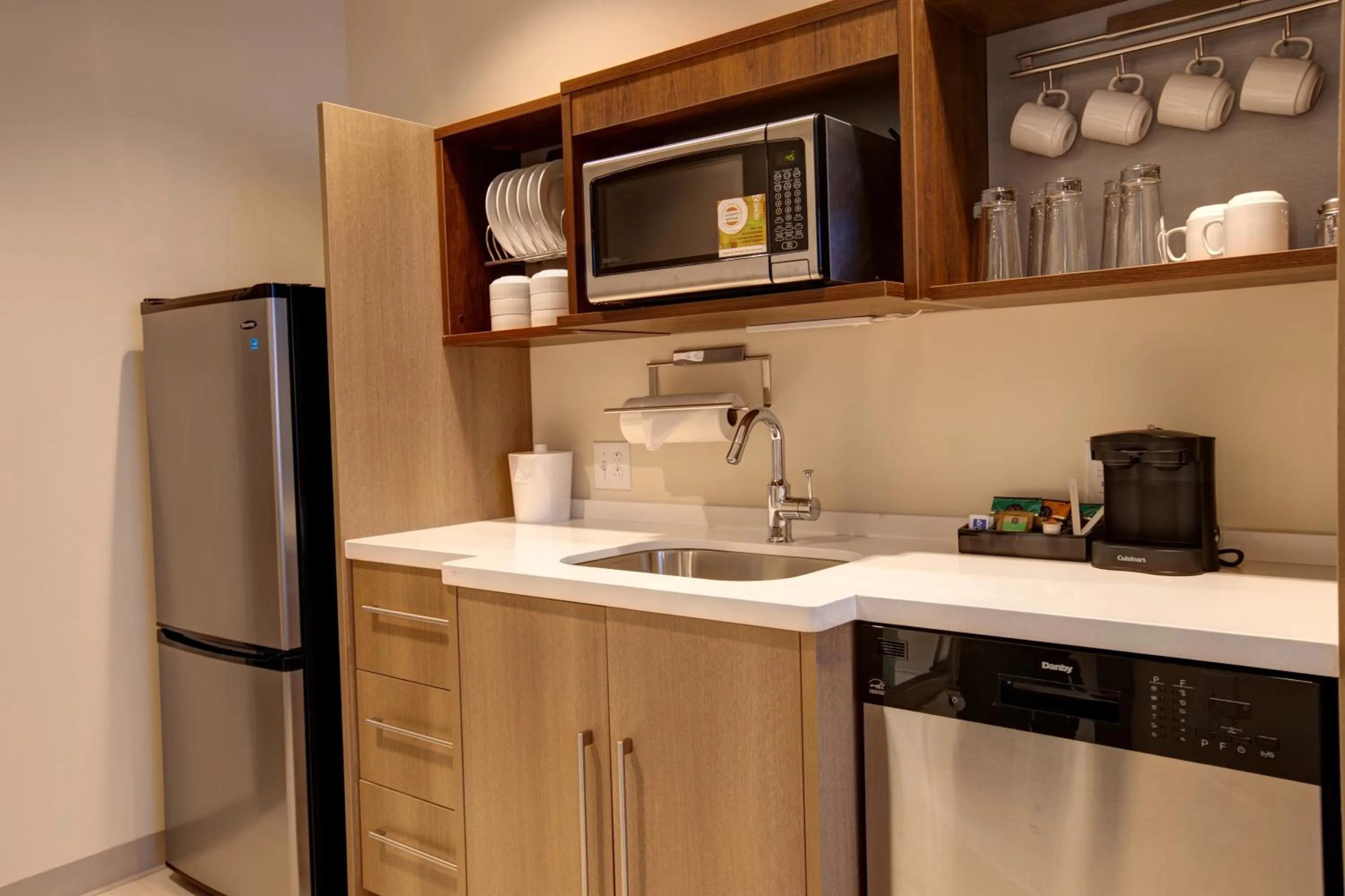 Kitchen or kitchenette in Home2 Suites By Hilton Charlotte Uptown
