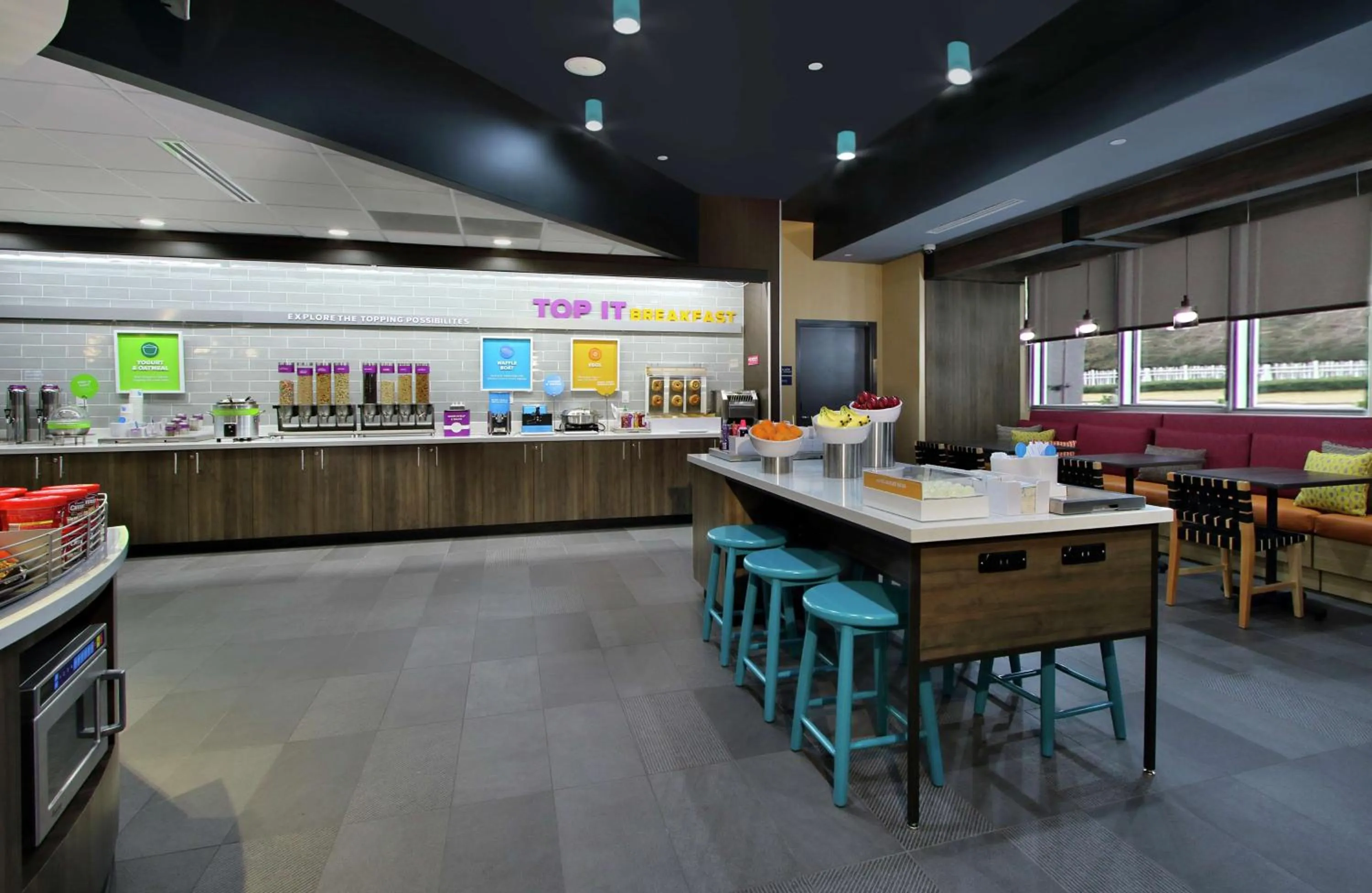 Breakfast in Tru By Hilton Mobile