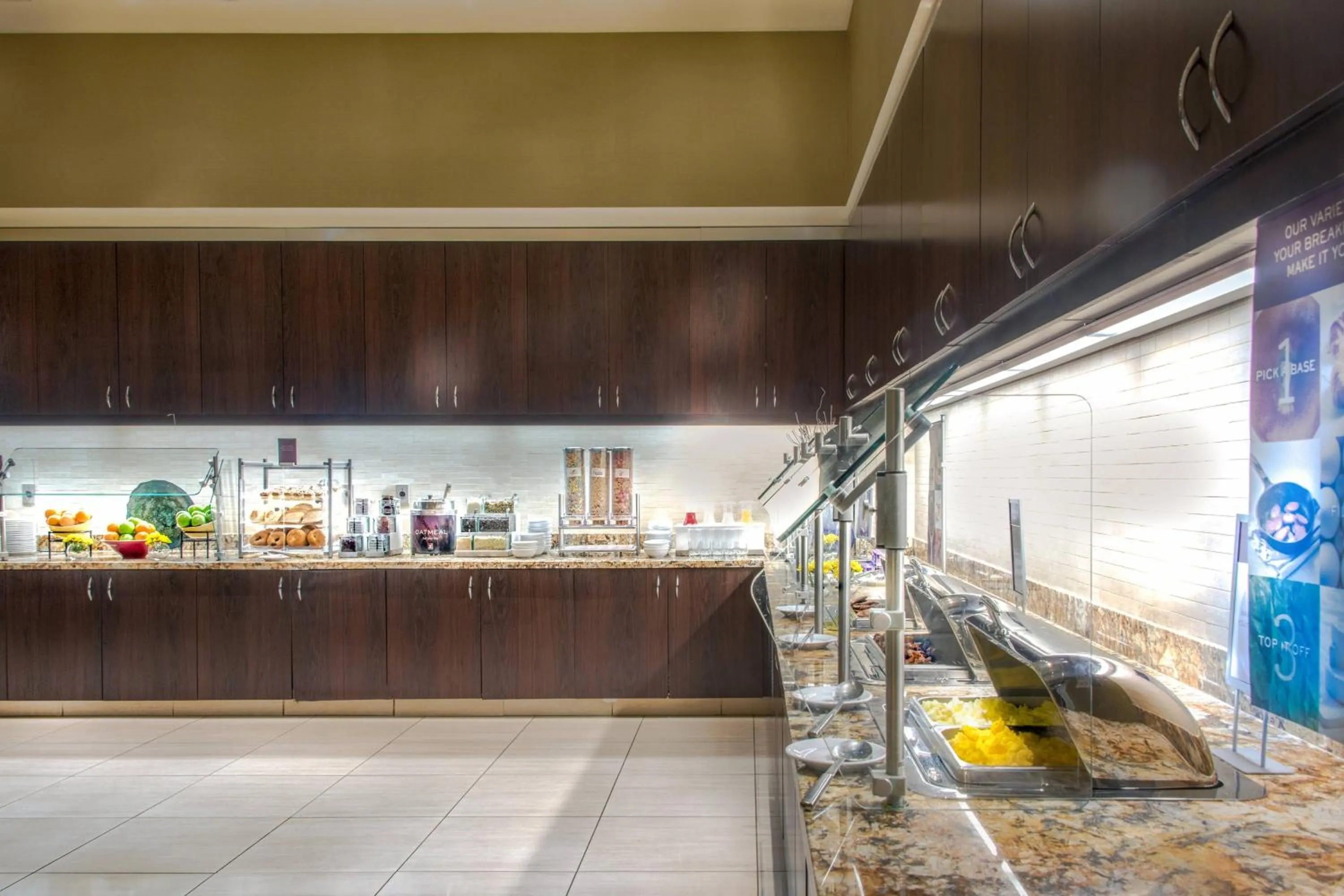 Breakfast in Residence Inn by Marriott Arlington Ballston