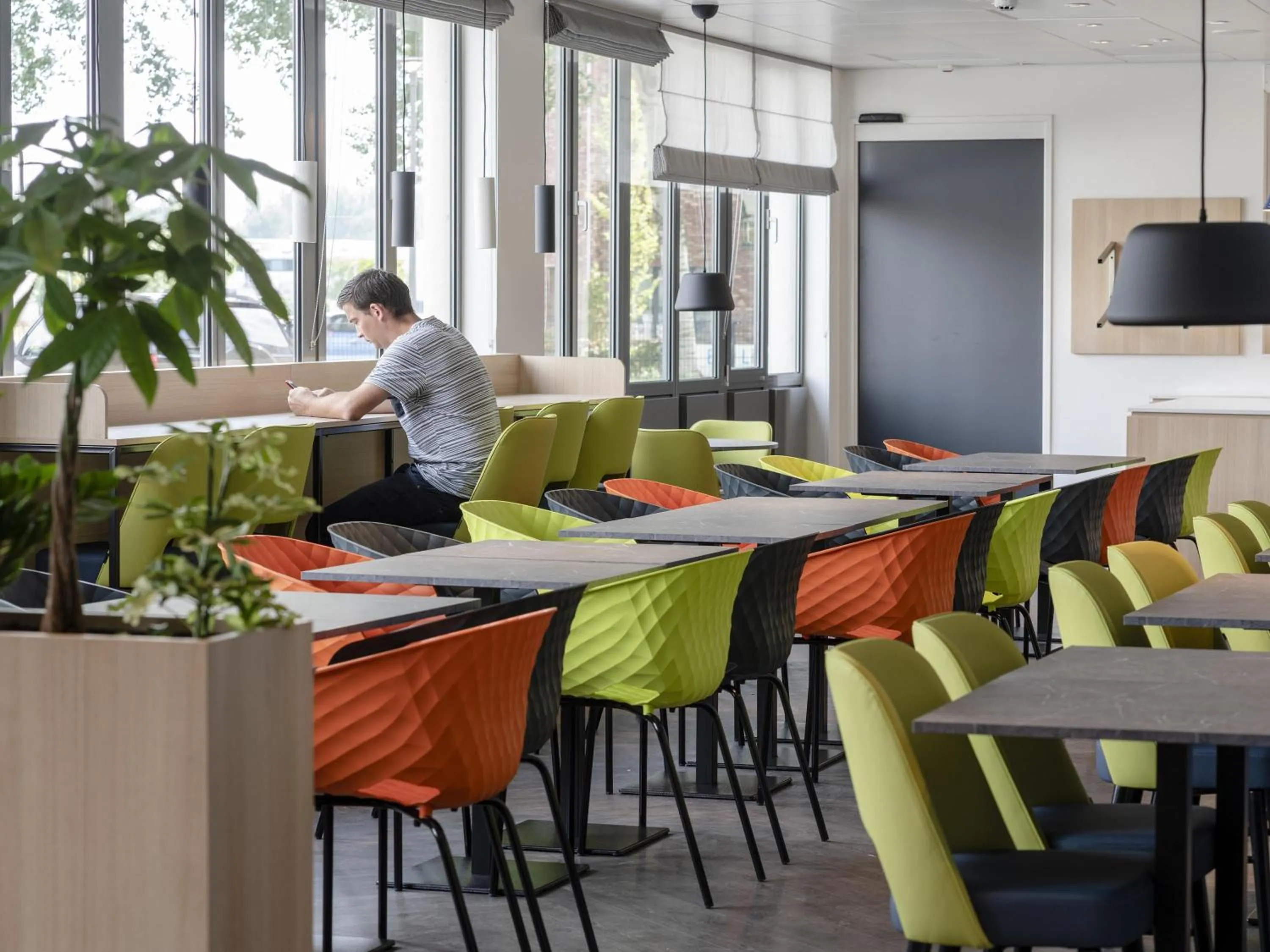 Restaurant/places to eat in ibis Styles Almere