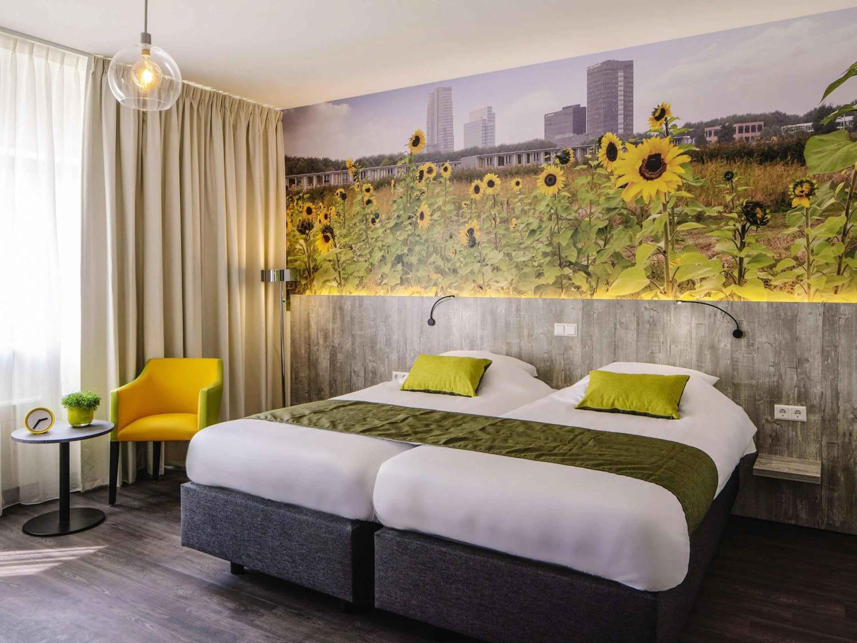 Bedroom, Bed in ibis Styles Almere