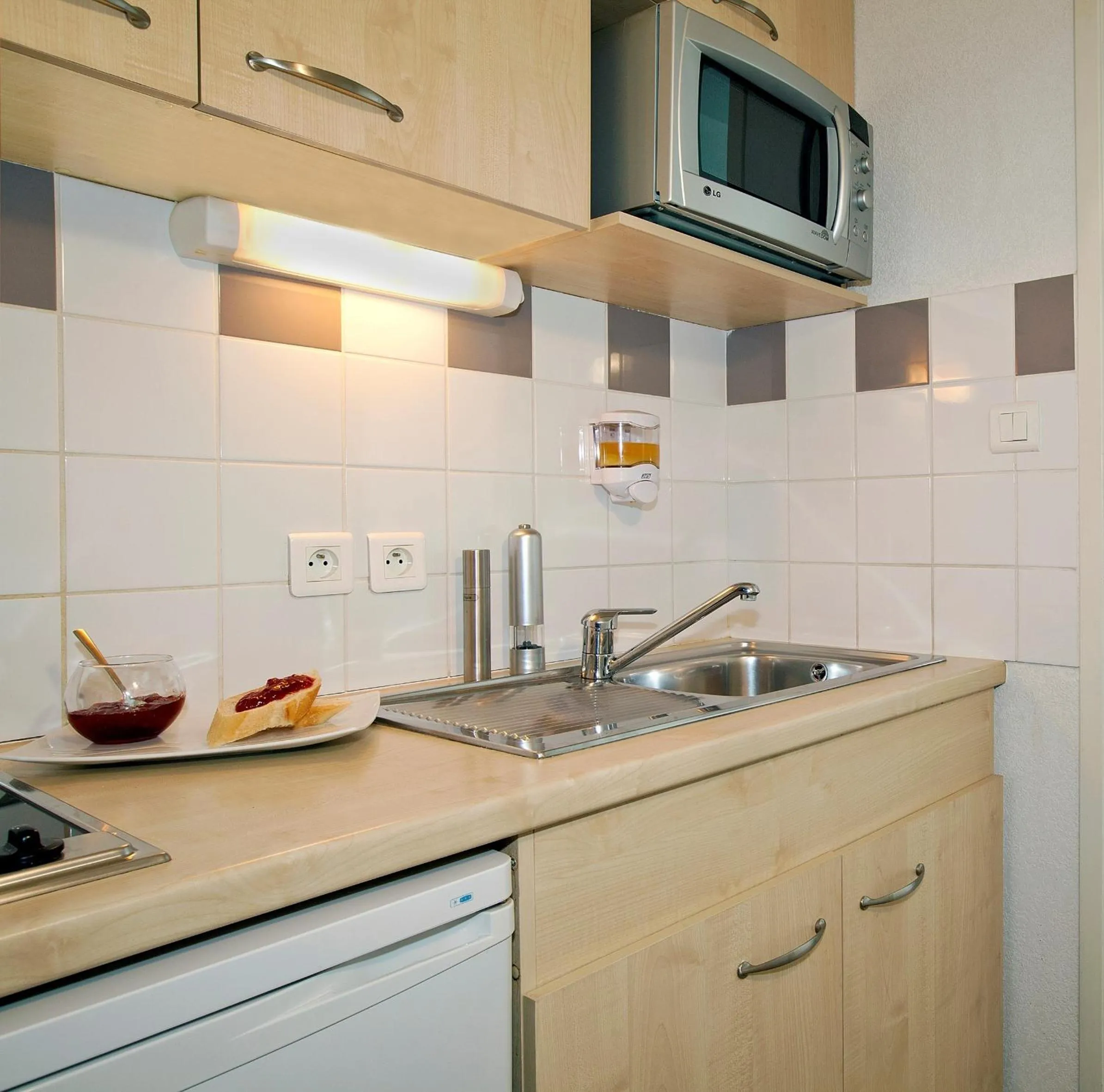 Kitchen or kitchenette in Residhome Metz Lorraine
