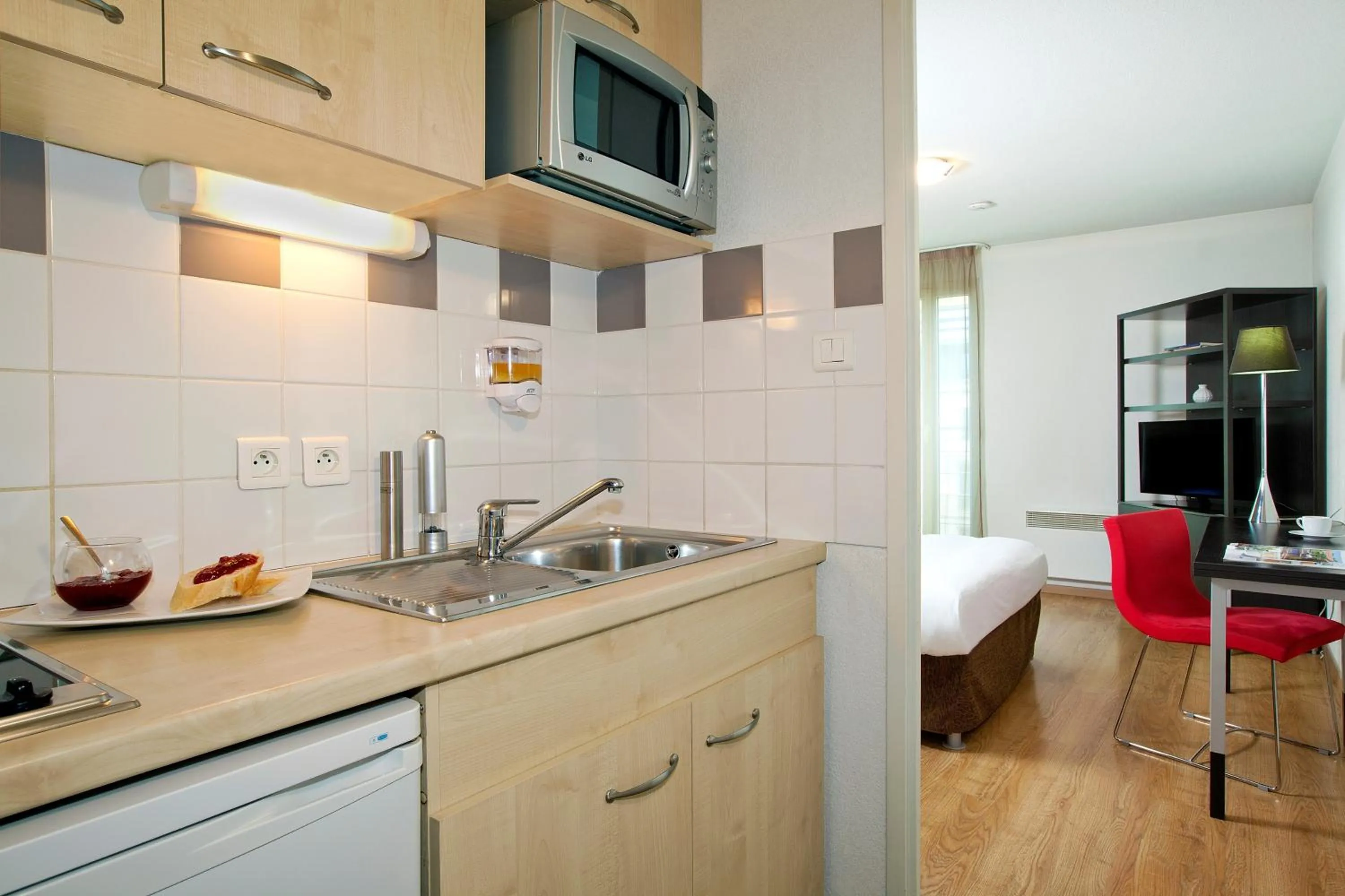 Kitchen or kitchenette in Residhome Metz Lorraine