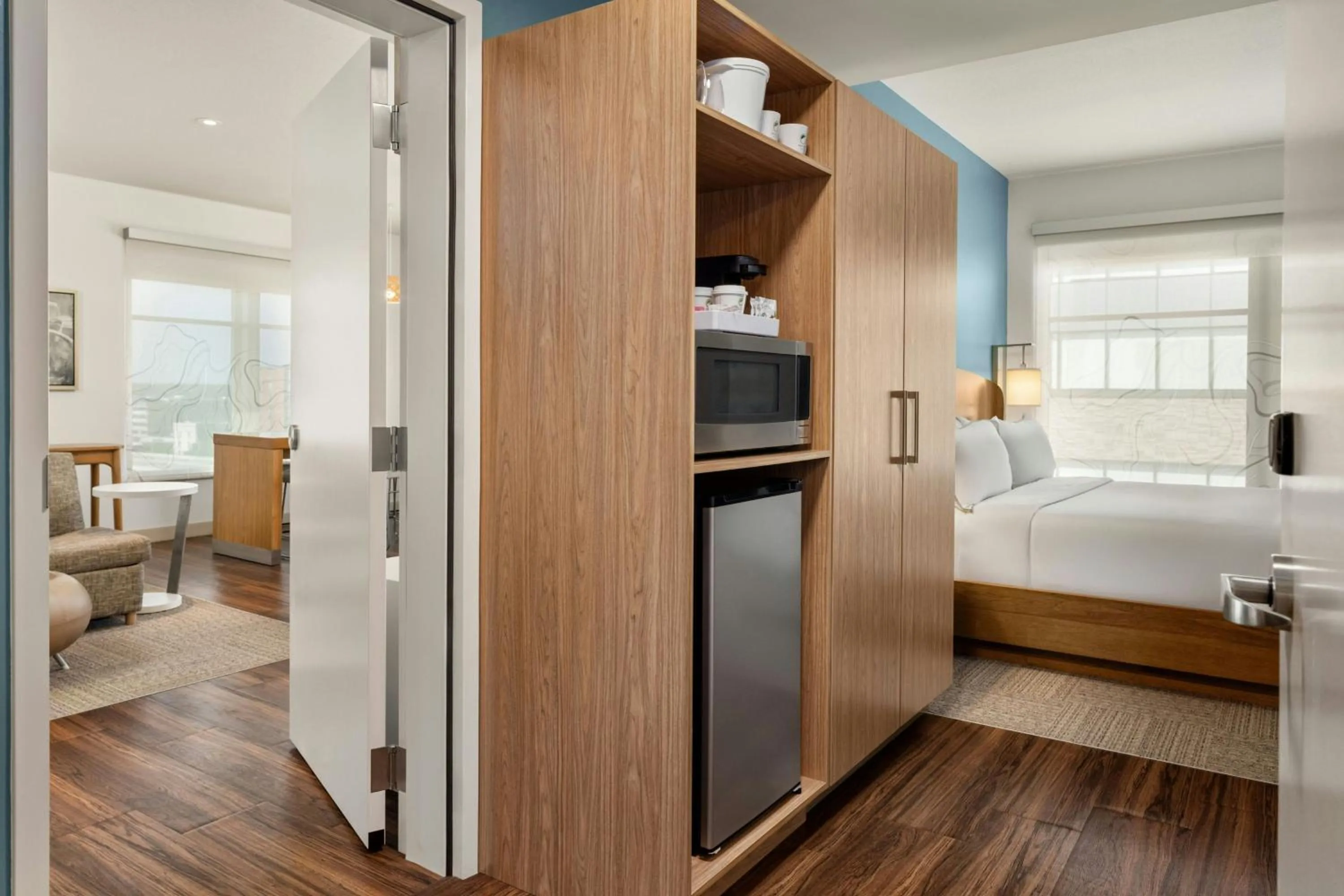 Photo of the whole room, Bed in Element Minneapolis Downtown North Loop