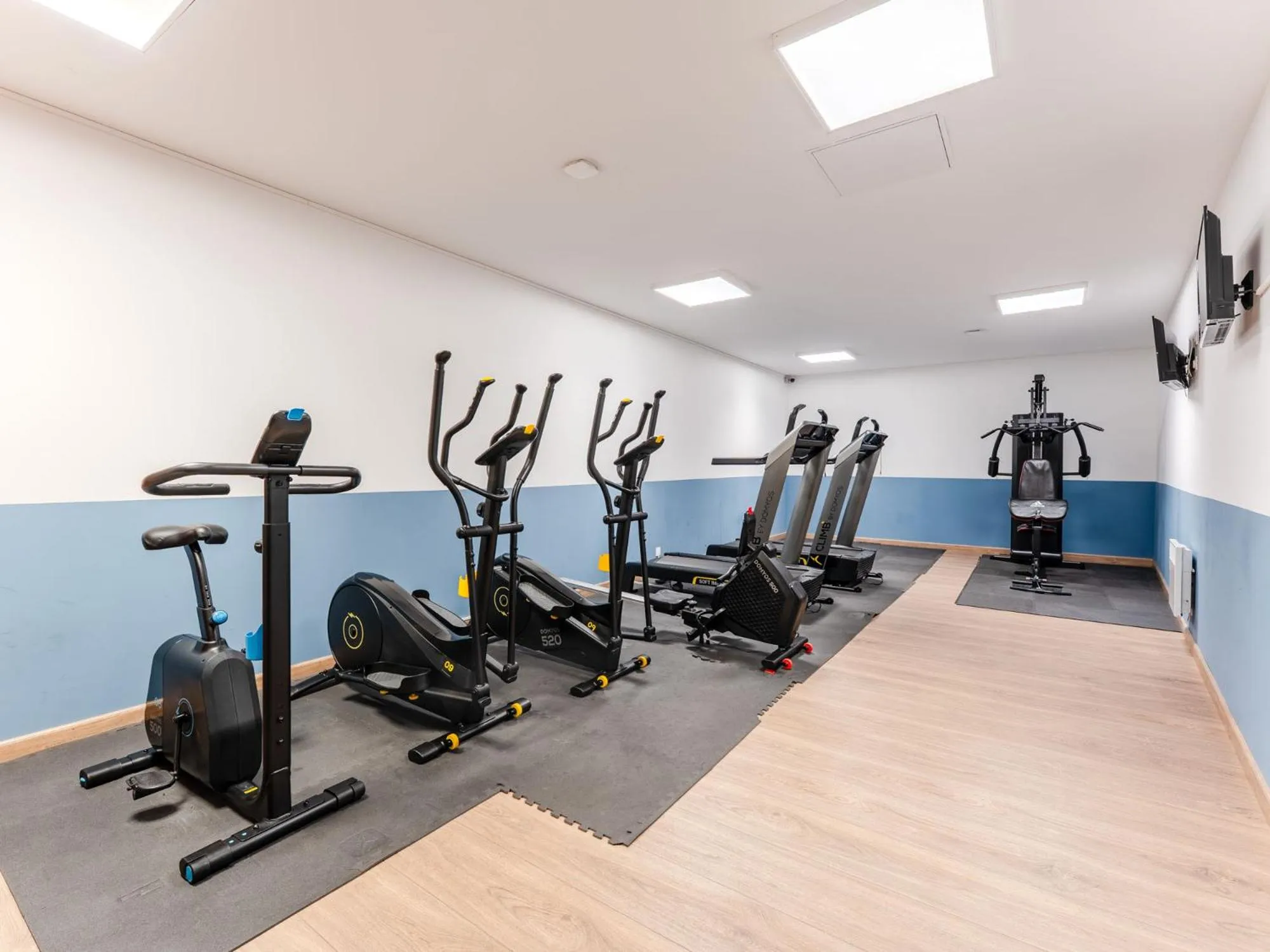 Fitness centre/facilities in Séjours & Affaires Nantes La Beaujoire