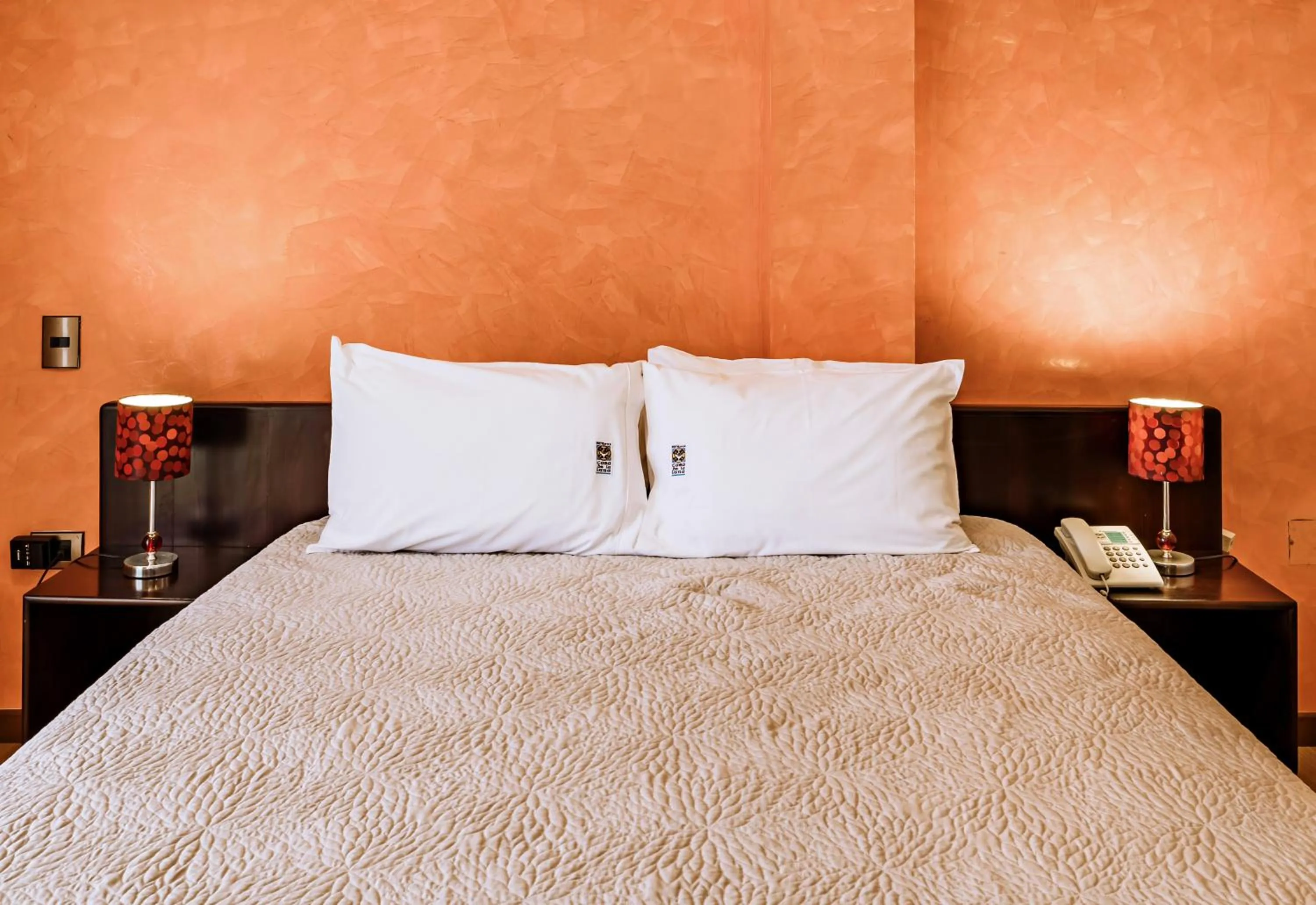 Property building, Bed in Hotel Casa de la Luna