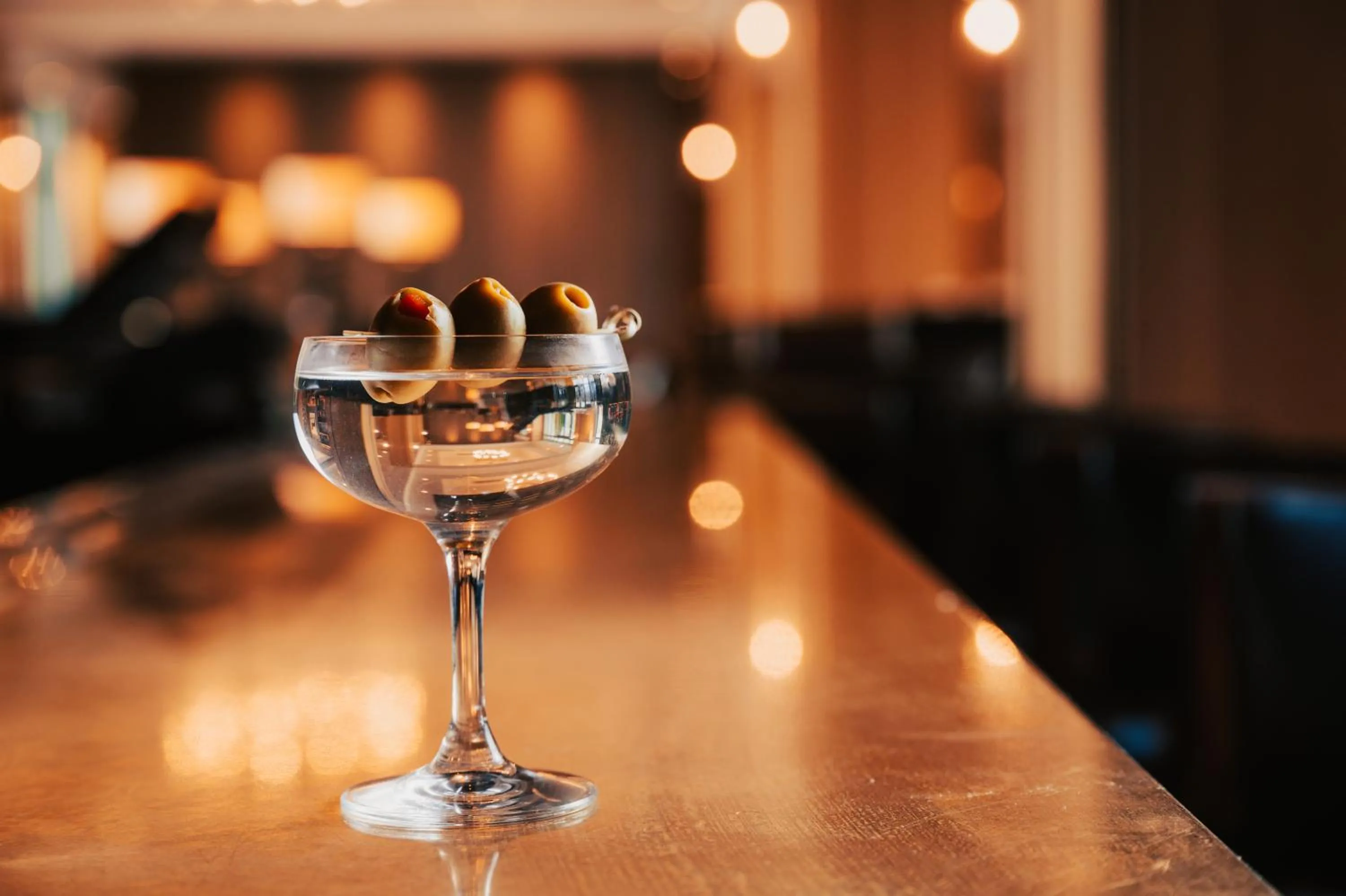 Lounge or bar in The Harpeth Franklin Downtown, Curio Collection by Hilton