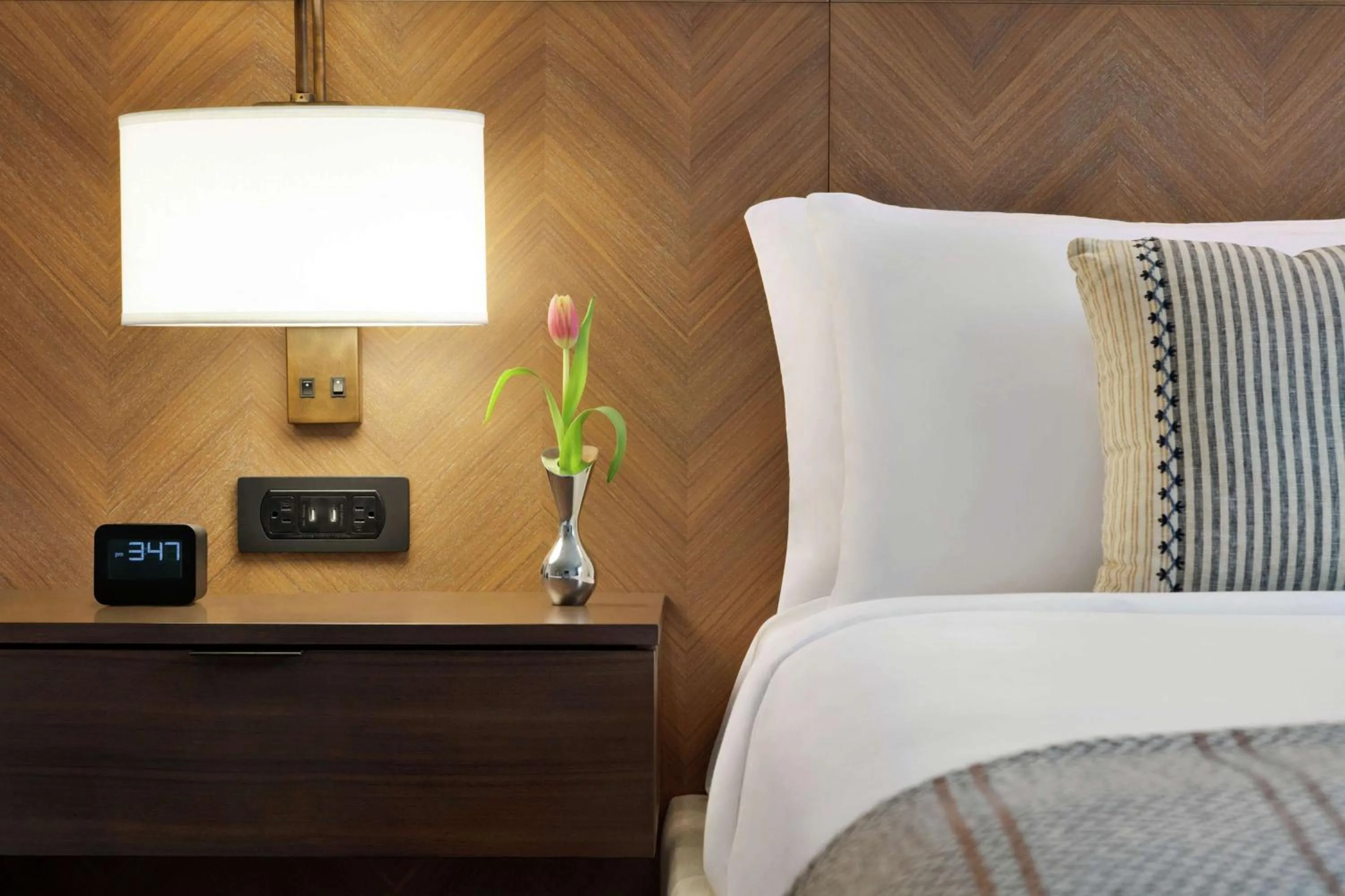 Bed in The Harpeth Franklin Downtown, Curio Collection by Hilton