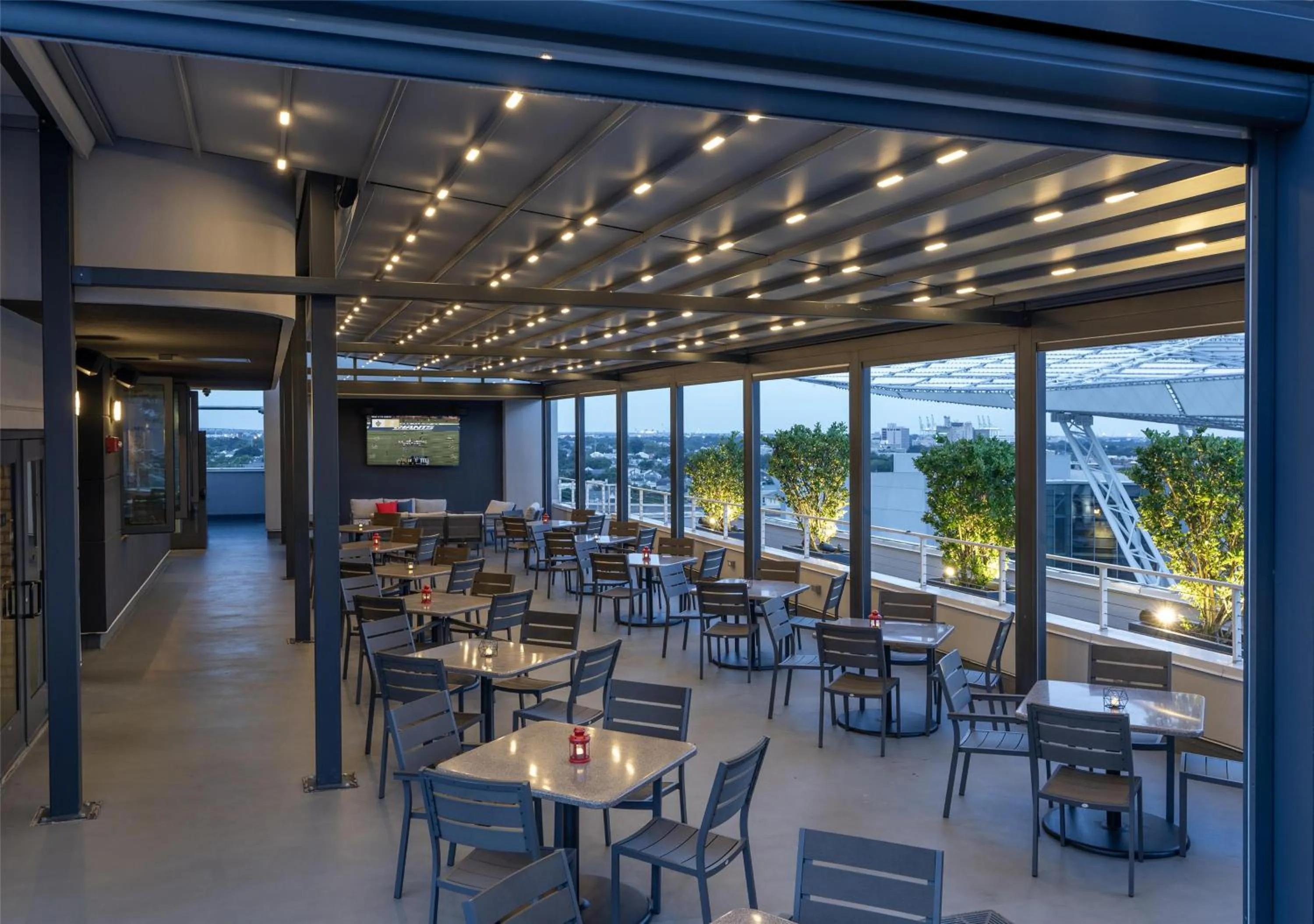 Restaurant/places to eat in The Higgins Hotel New Orleans, Curio Collection by Hilton