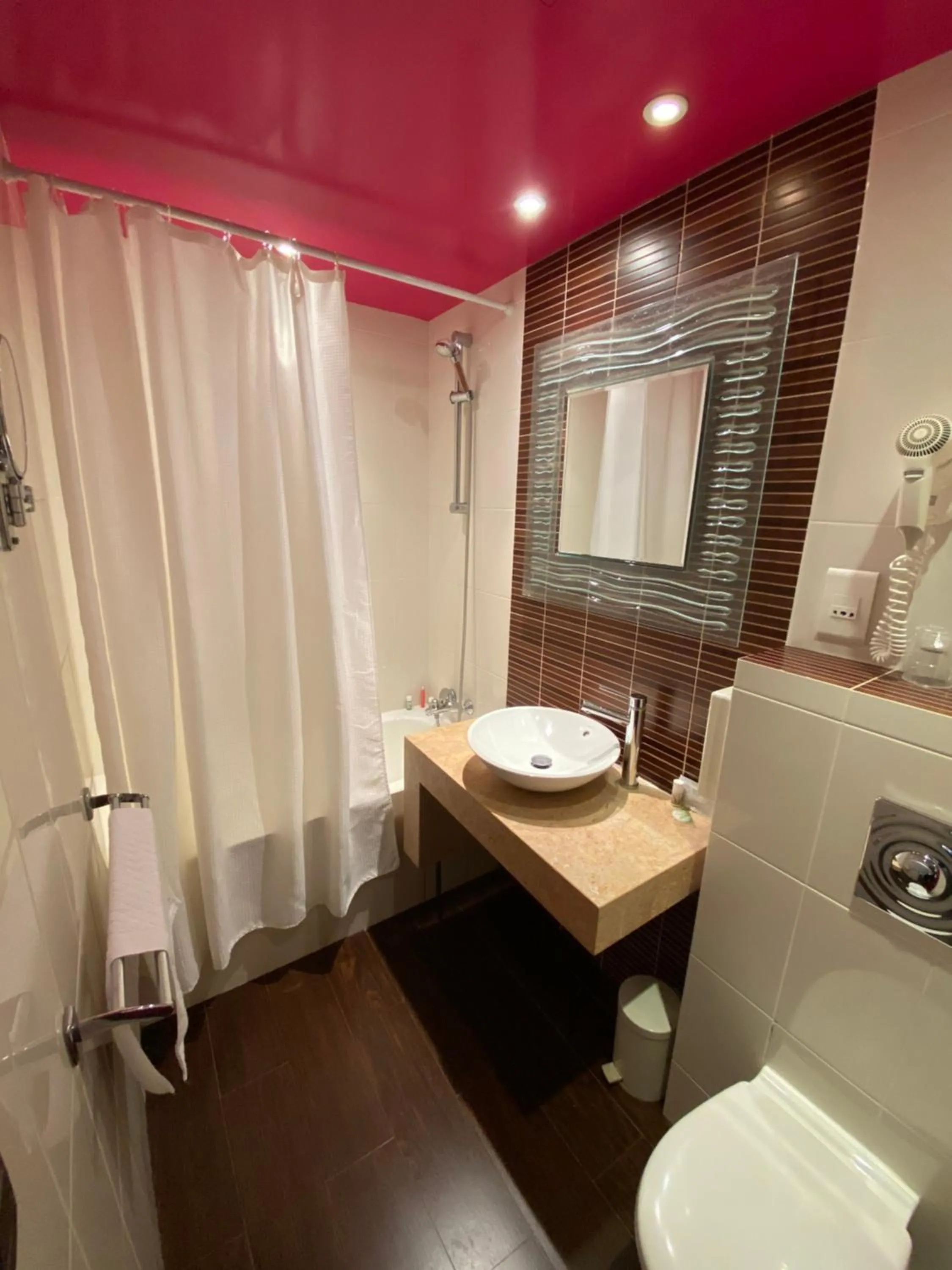 Bathroom in Hôtel Du Vieux Saule