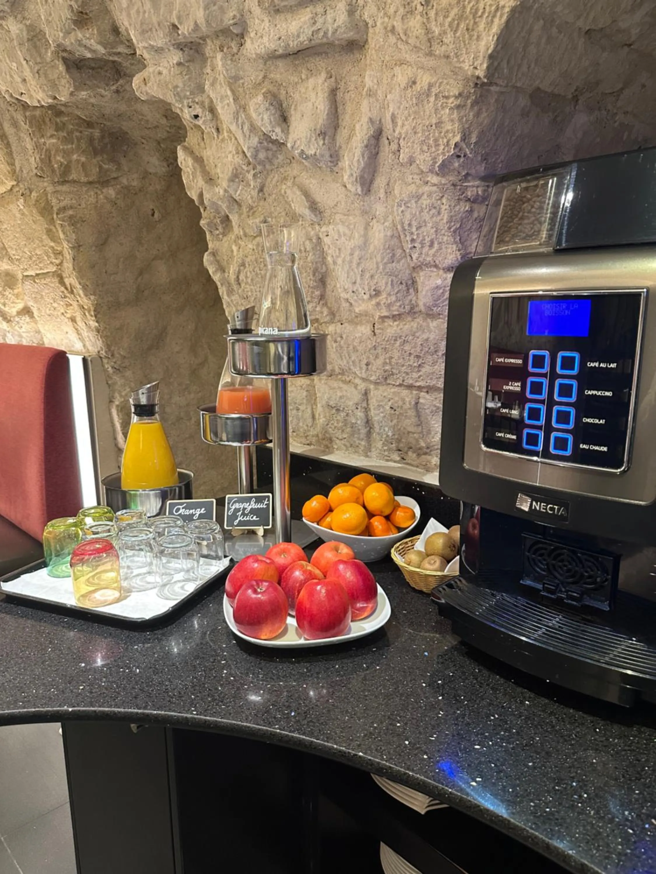 Breakfast in Hôtel Du Vieux Saule