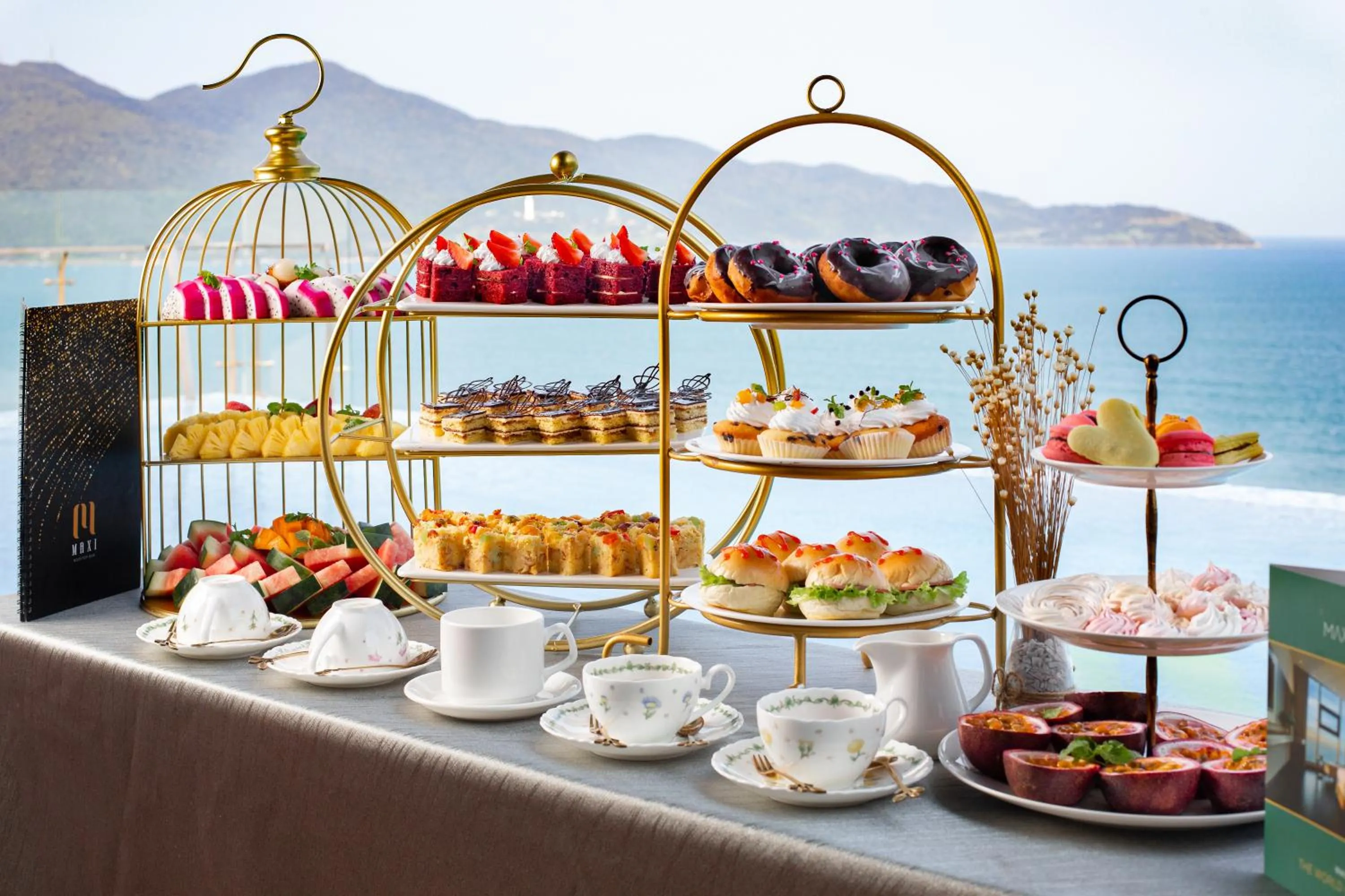 Food and drinks in Maximilan Danang Beach Hotel