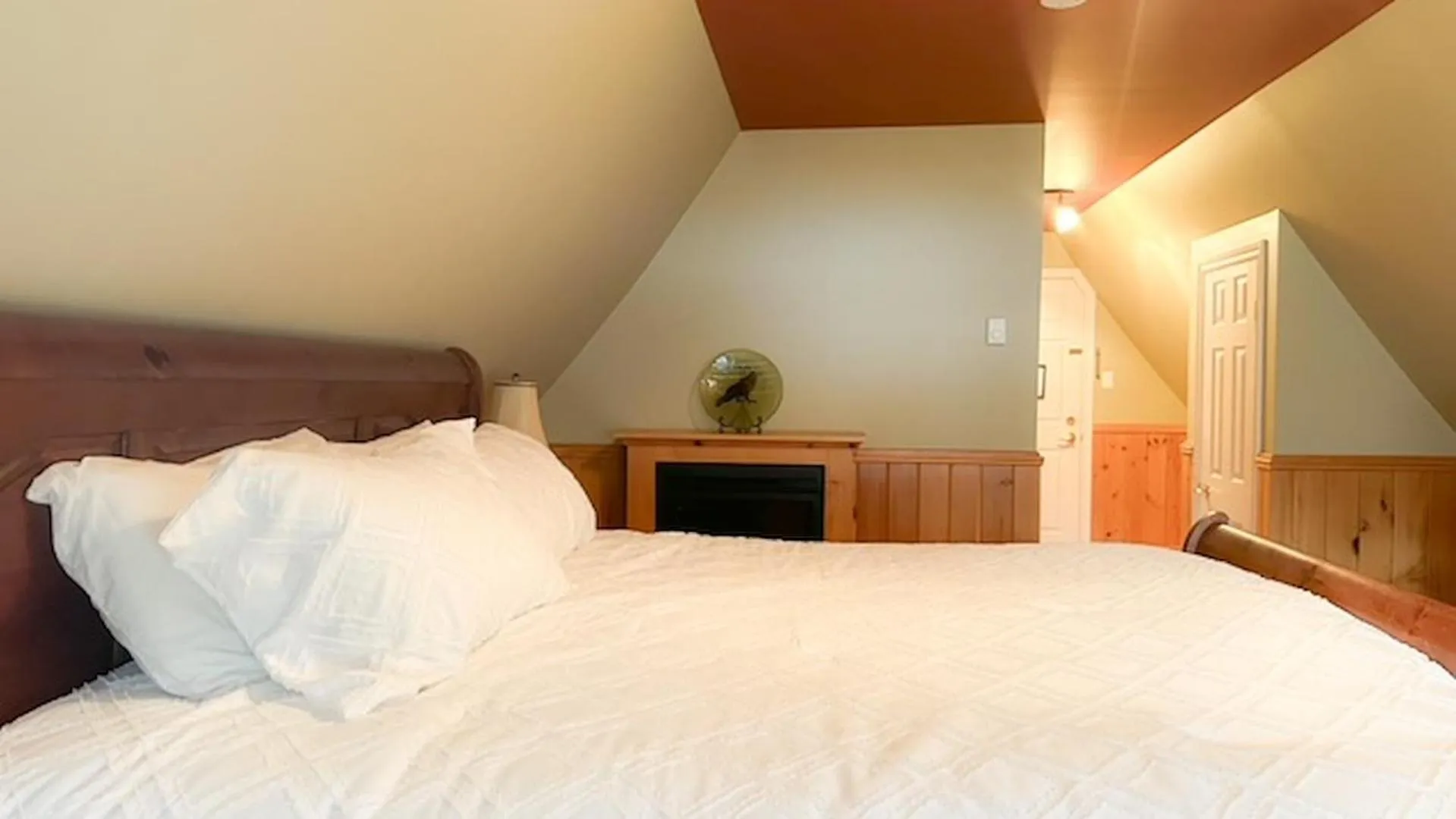 Pathsaala Inn & Restaurant