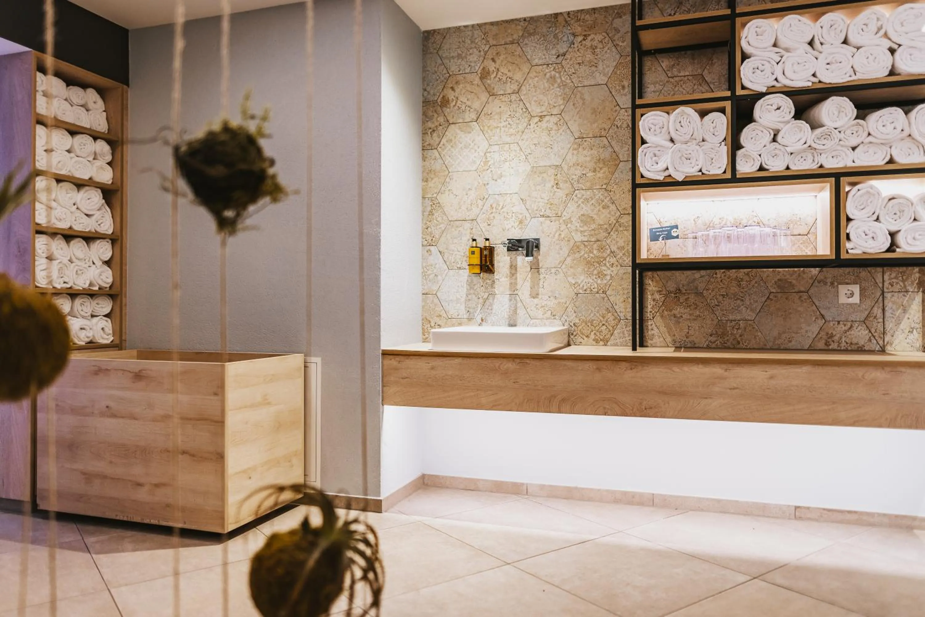 Spa and wellness centre/facilities in Elements Resort Zell am See